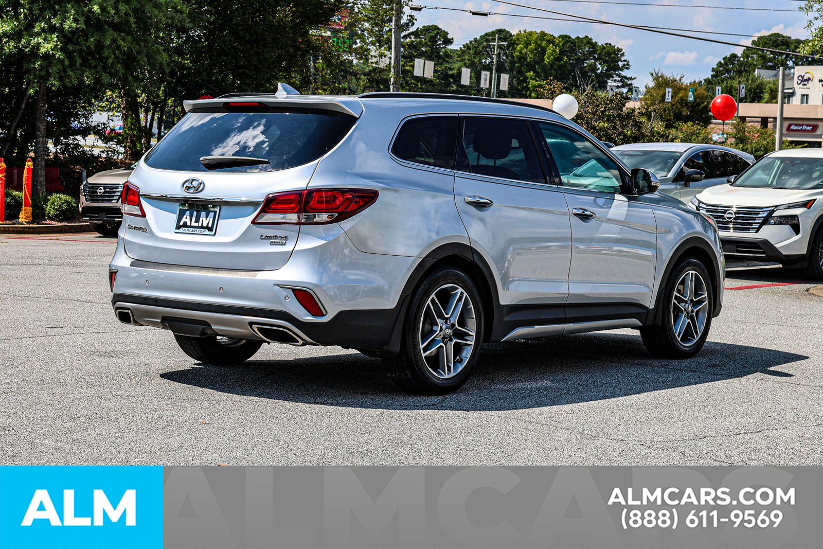 2017 Hyundai Santa Fe Limited Ultimate photo 3