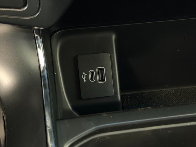 New 2026 Oxford White Ford STX image 27