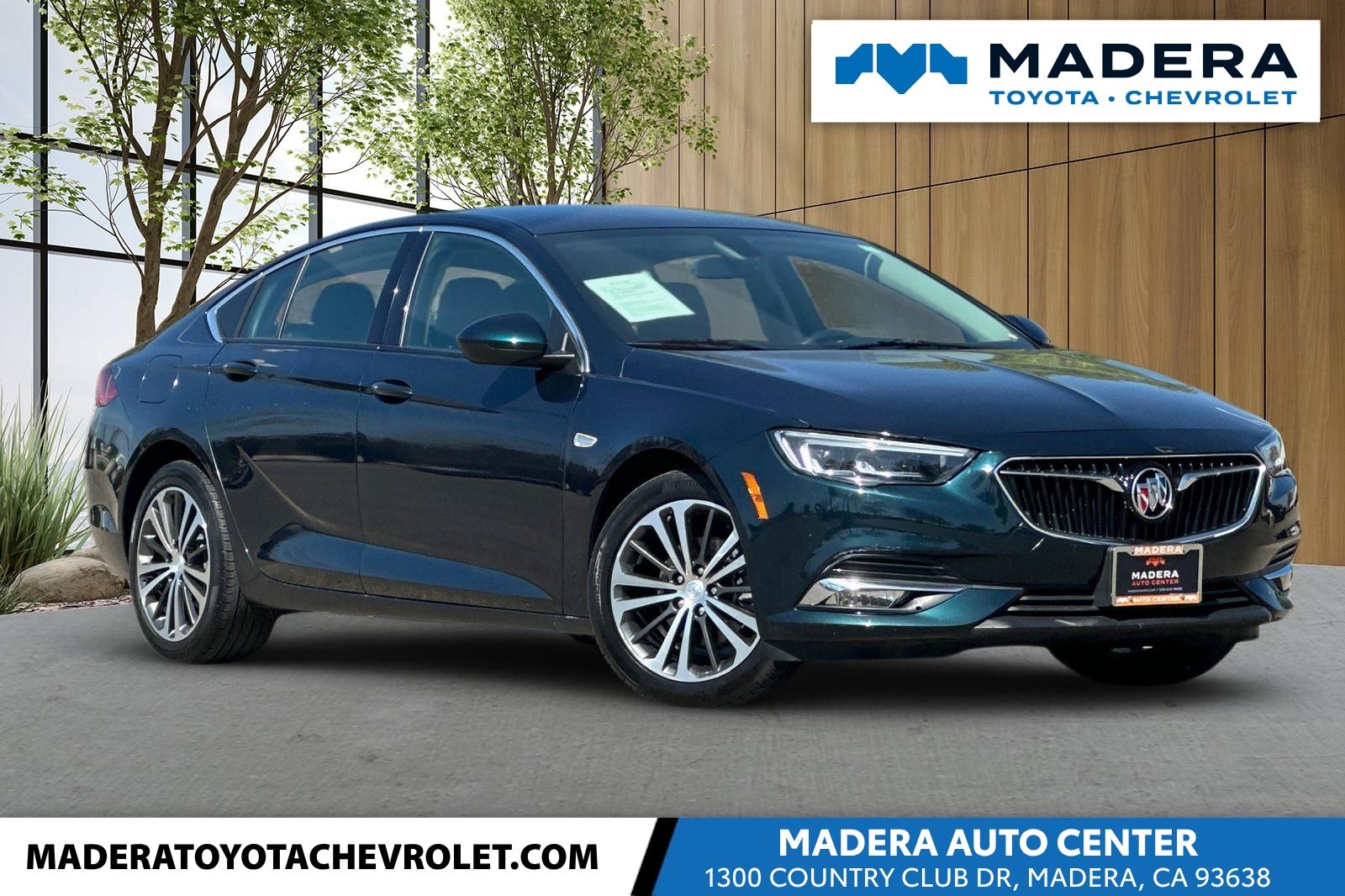 Carrageen Metallic 2018 Buick Regal Sportback Essence FWD Sedan Front-Wheel Drive 9-Speed Automatic