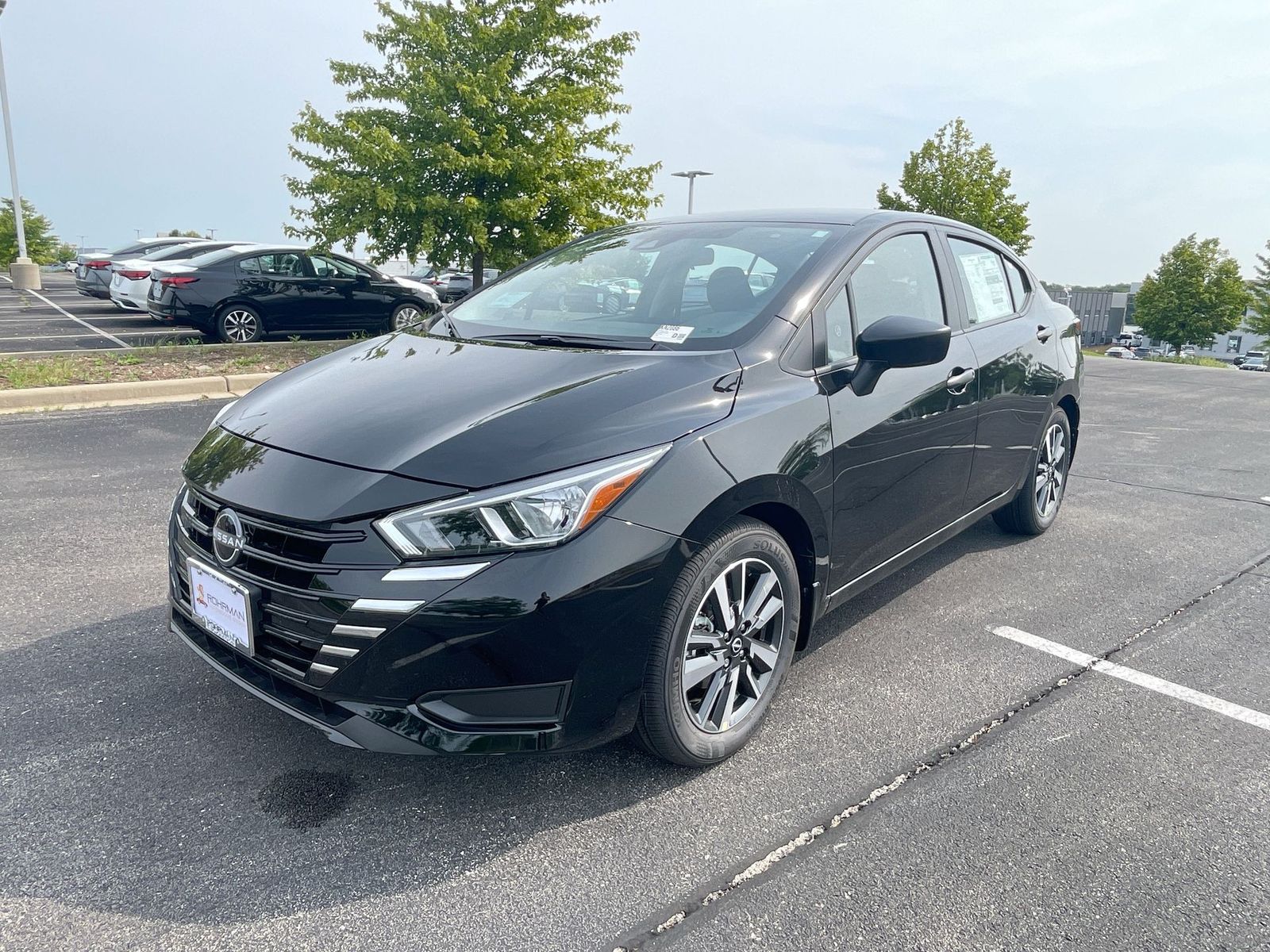 2024 Nissan Versa 1.6 S 24