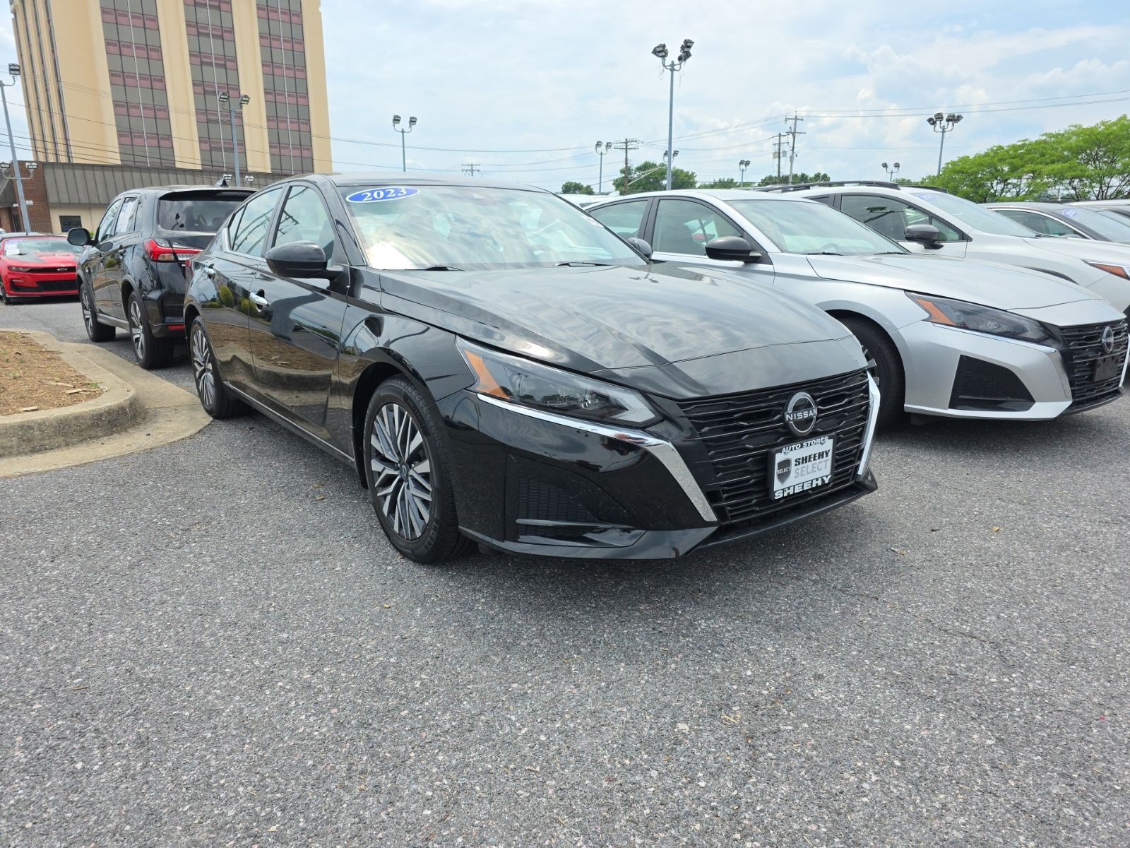 Super Black 2023 Nissan Altima Sedan Front-Wheel Drive Continuously Variable Transmission