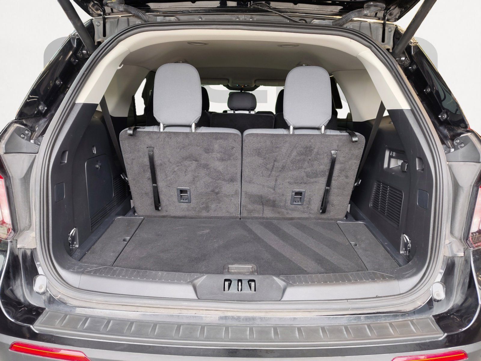 Used Car 2025 Ford Explorer  Active For Sale Under $35,000 In San Antonio, Texas