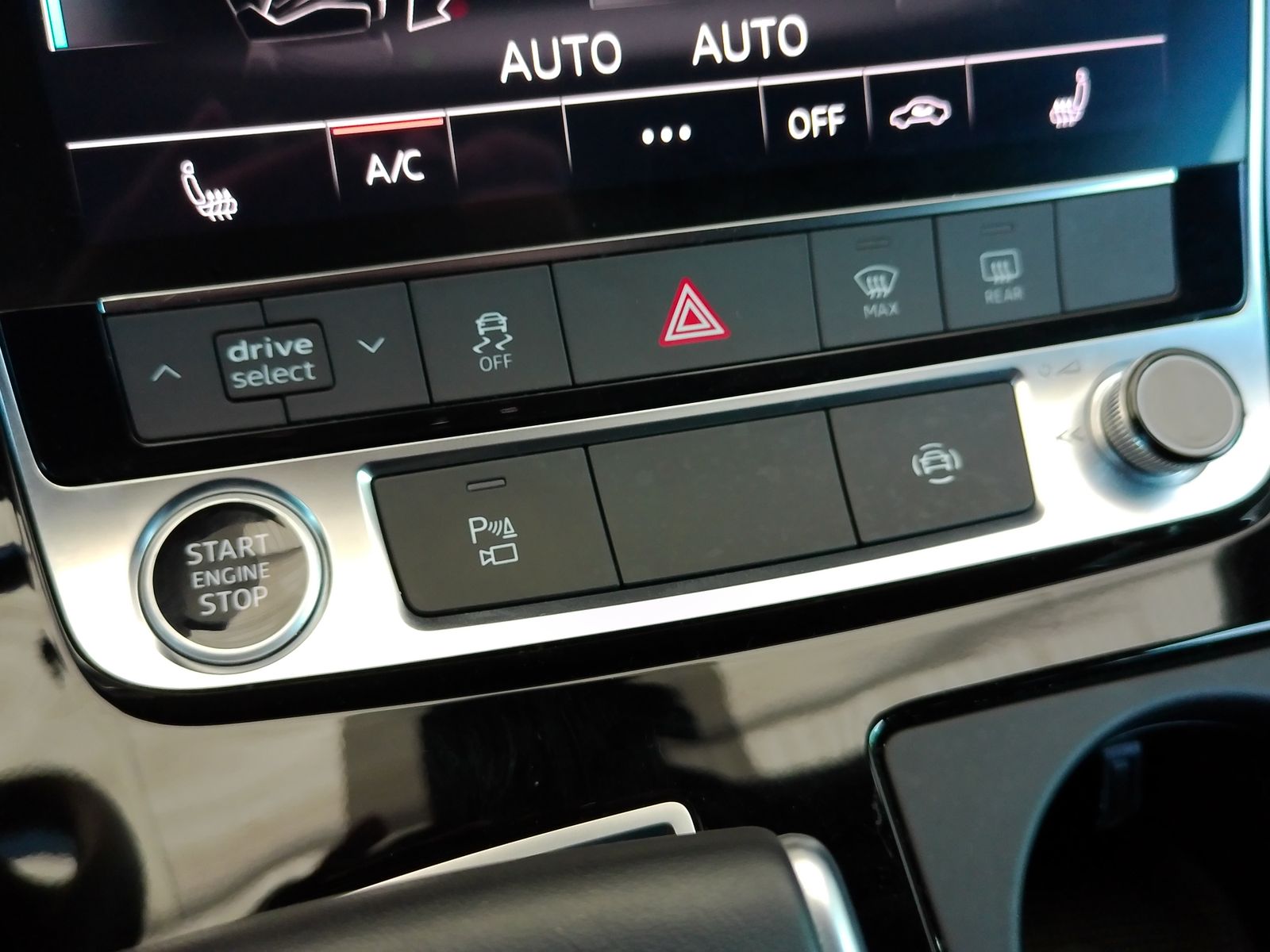 Used 2022  Audi 45 Premium image 22