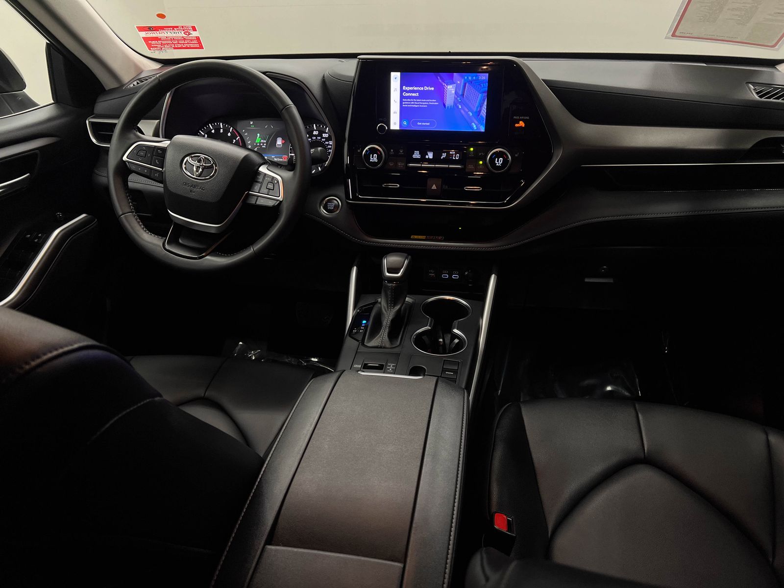 used 2025 Toyota Highlander car, priced at $43,388
