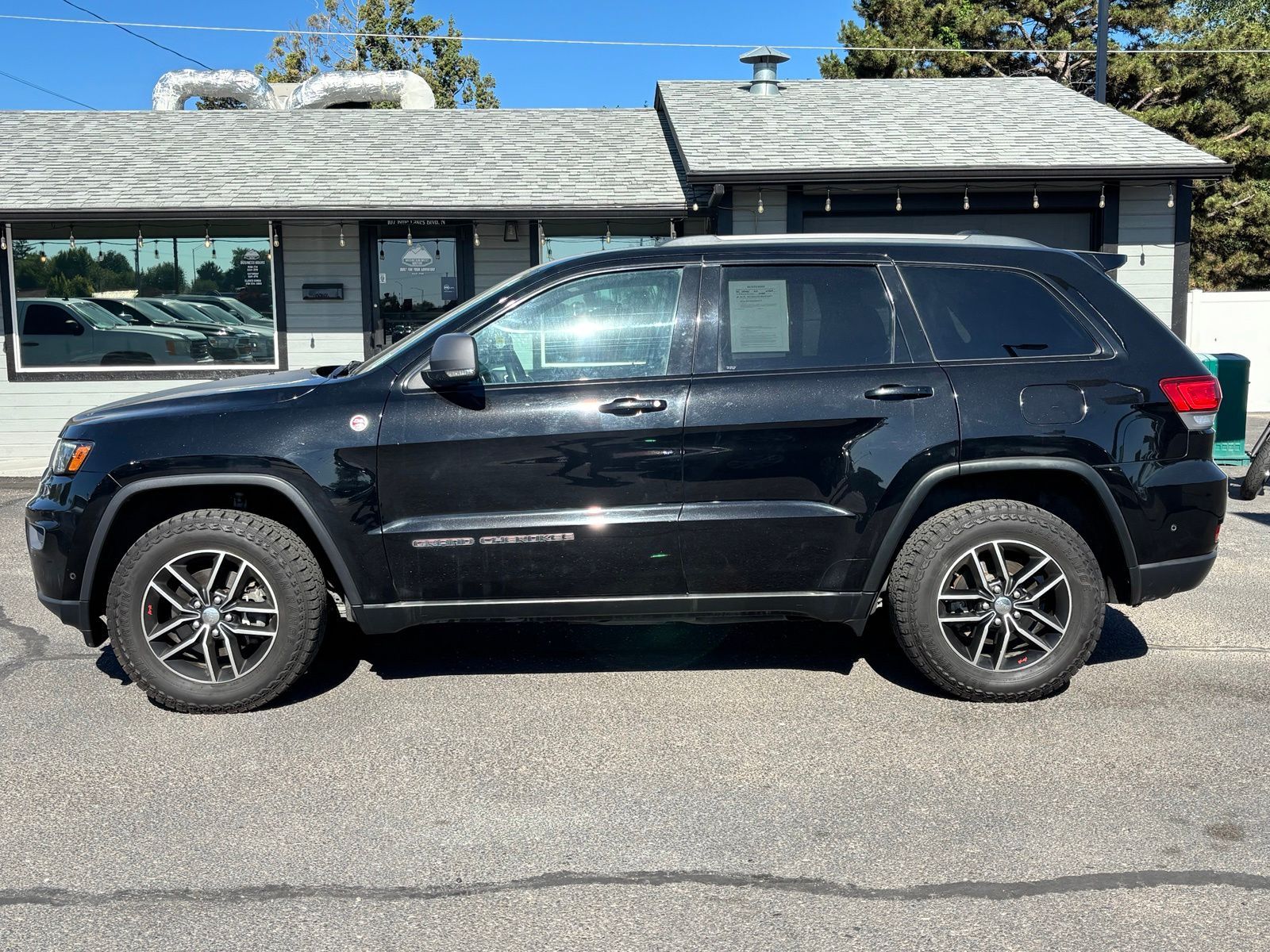 Used 2017 Jeep Grand Cherokee SUV
