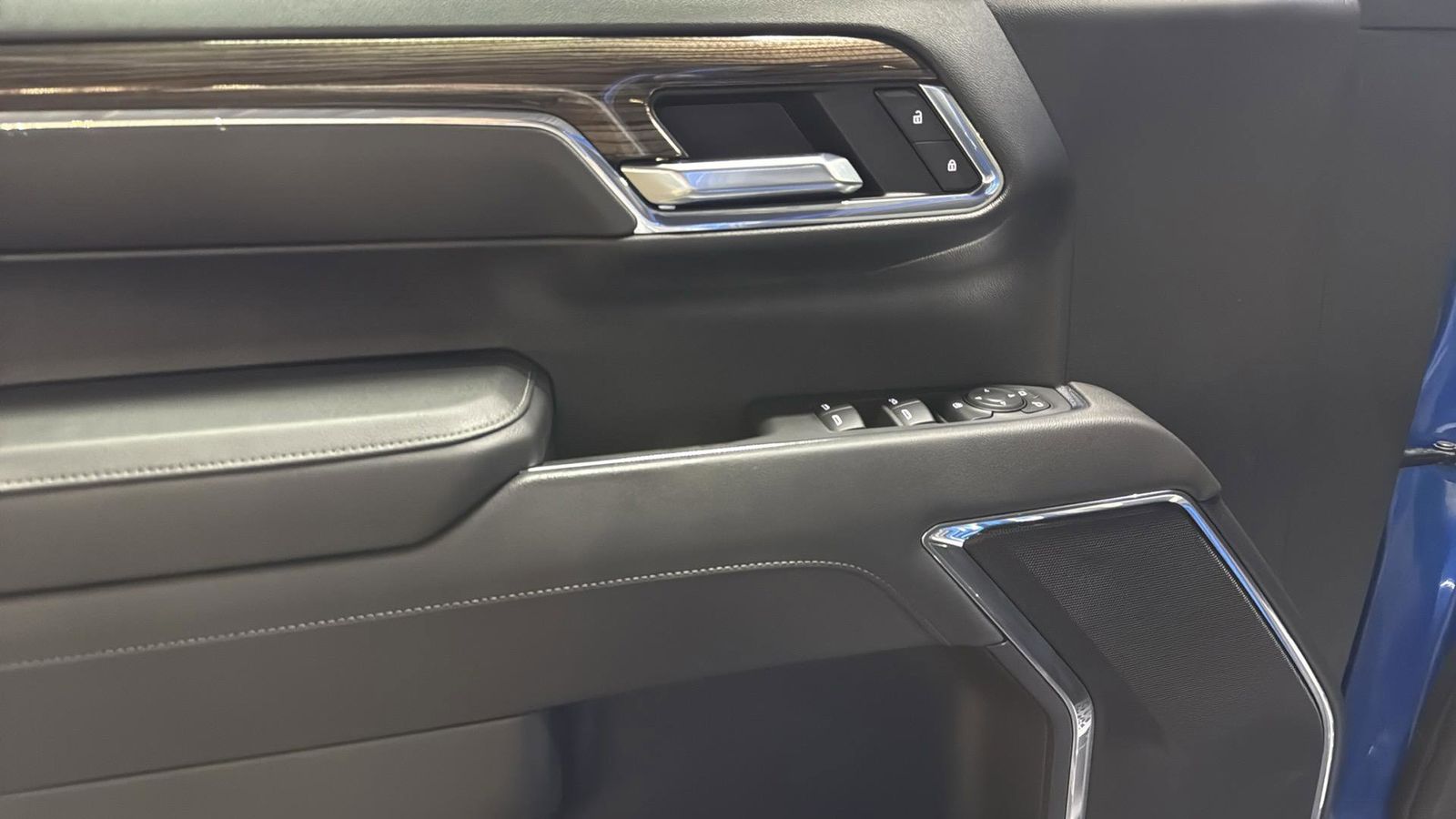 Used Car 2022 Chevrolet Silverado 1500  Lt Trail Boss For Sale Under $50,000 In Austin, Texas