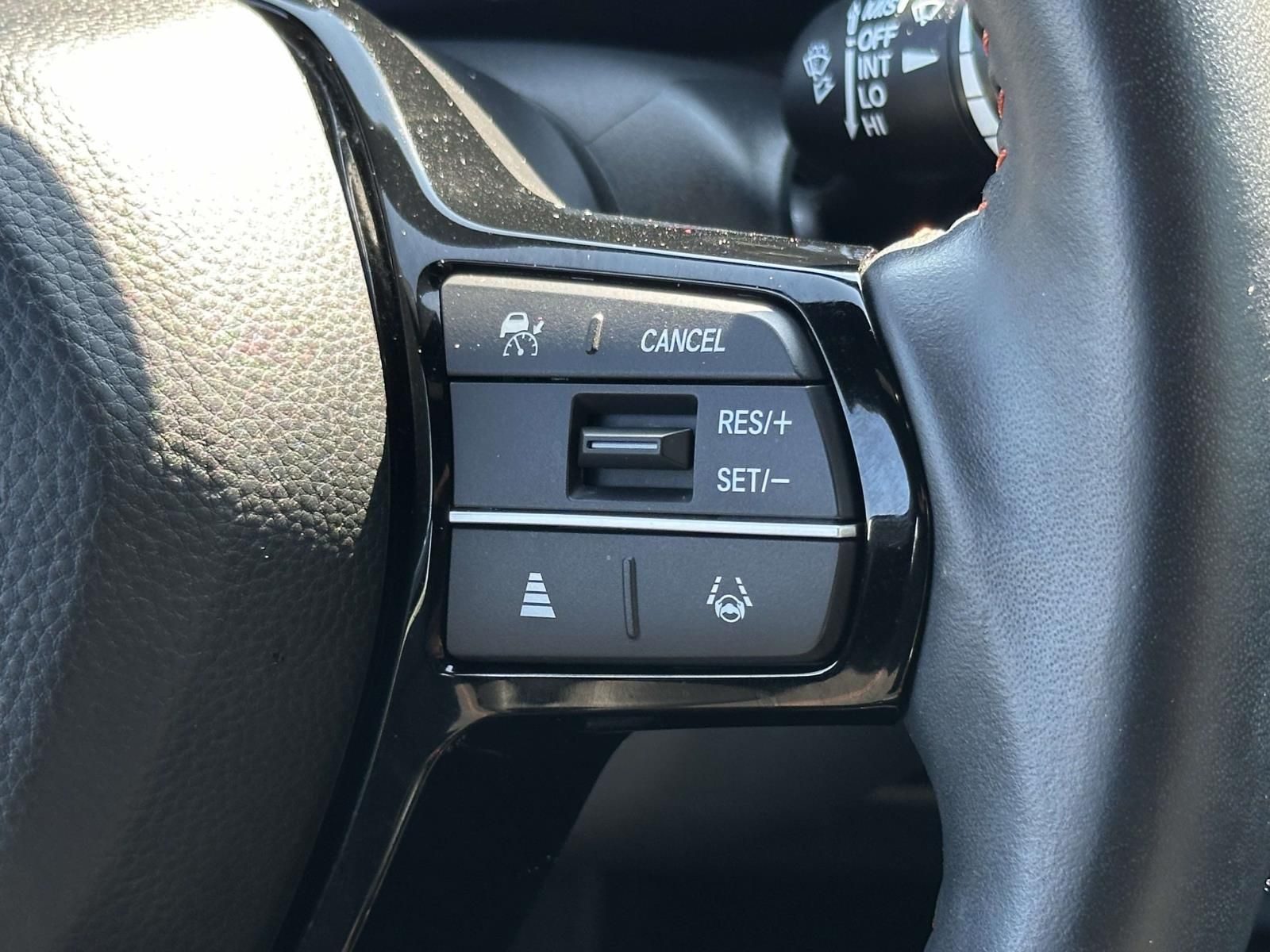 Used 2025  Honda Sport image 18
