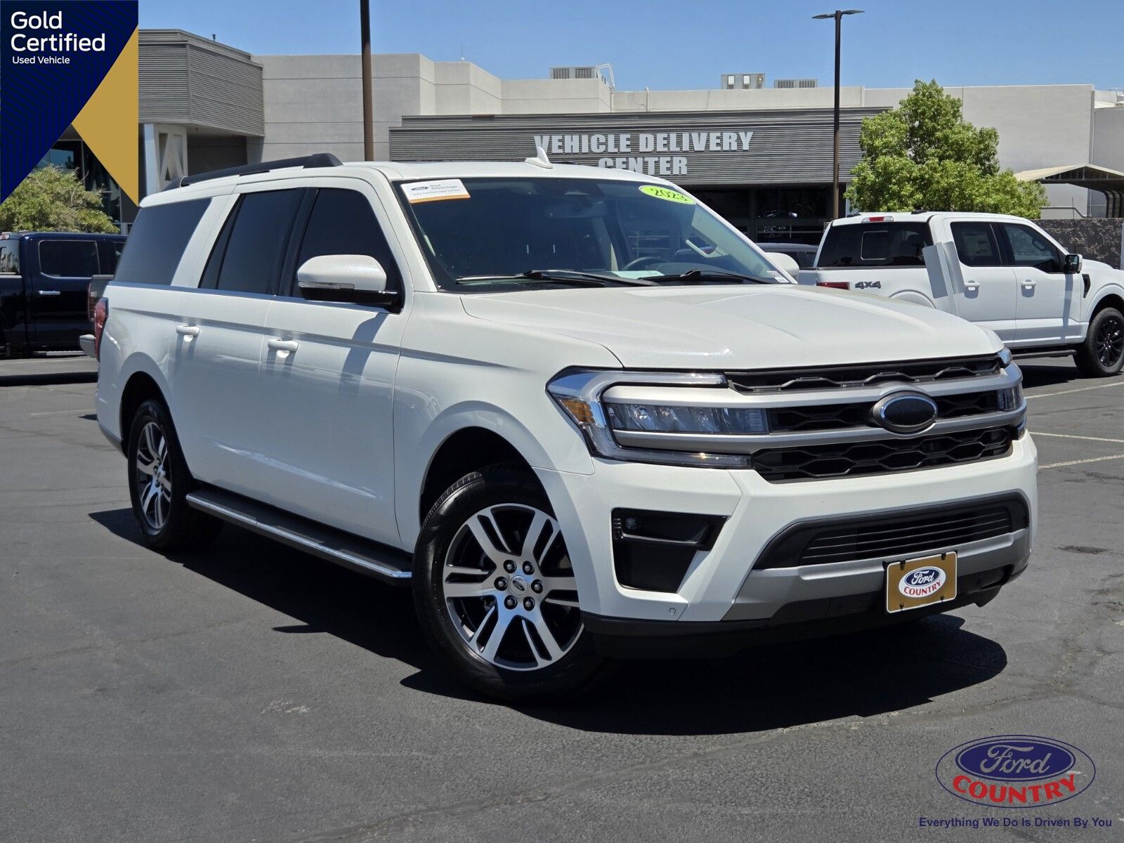 Star White Metallic Tri-Coat 2023 Ford Expedition SUV / Crossover 4X2 Automatic
