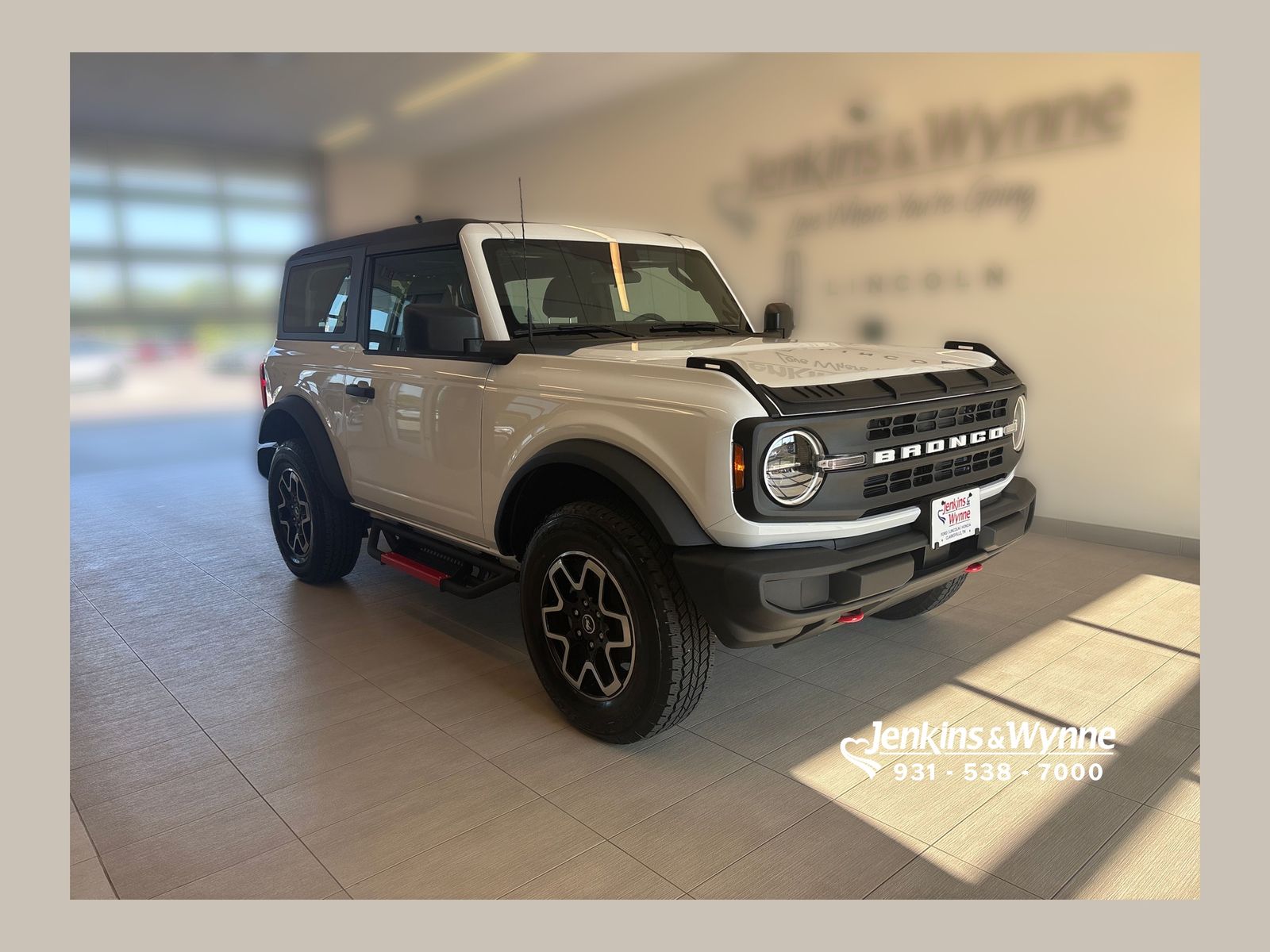 Oxford White 2026 Ford Bronco SUV / Crossover Four-Wheel Drive Automatic