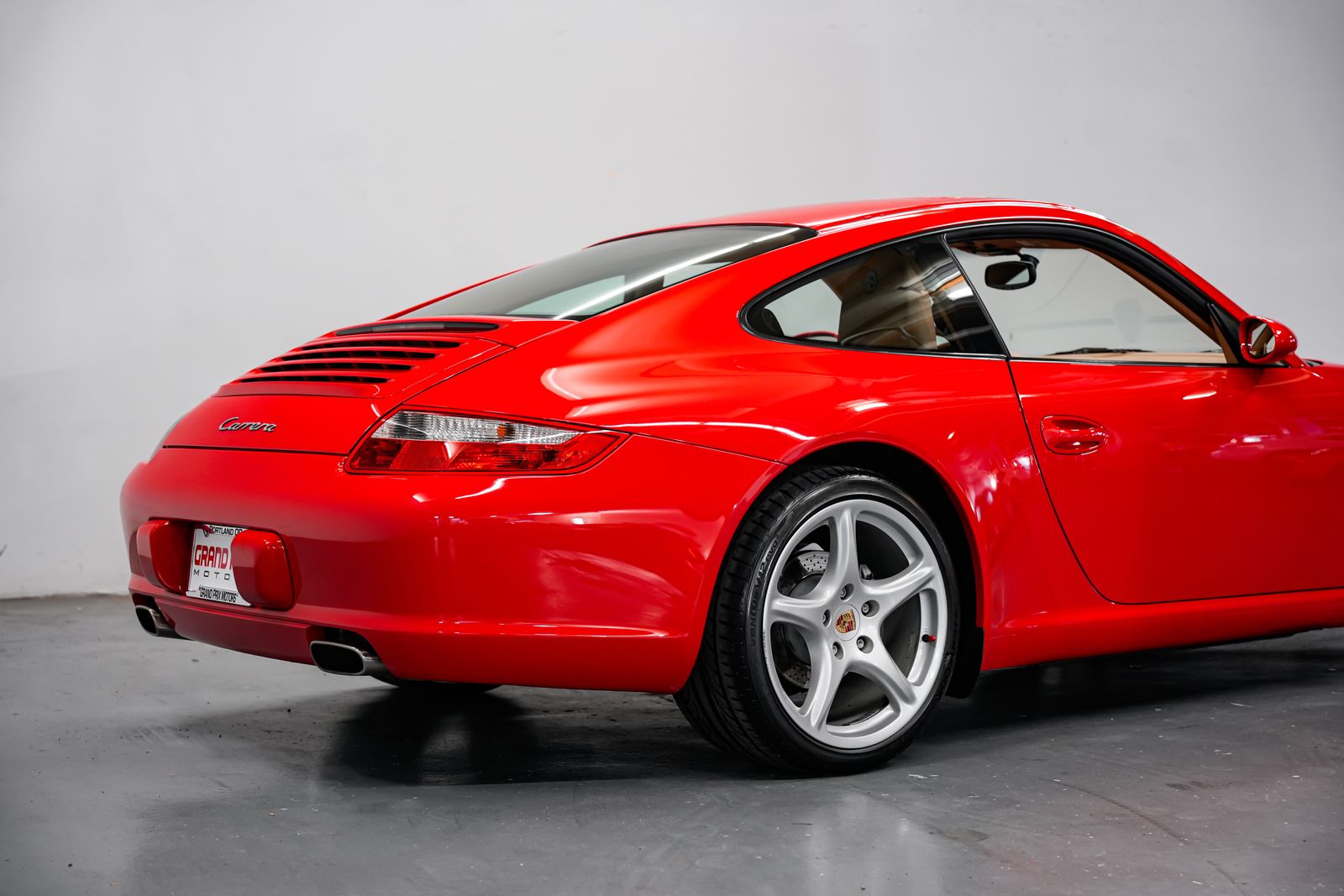 2005 Porsche 911 Carrera — photo 34