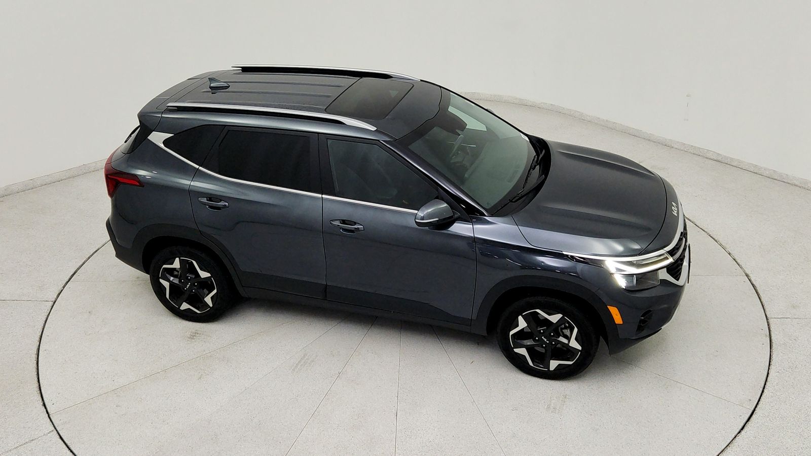Used 2024 Gray Kia EX image 20