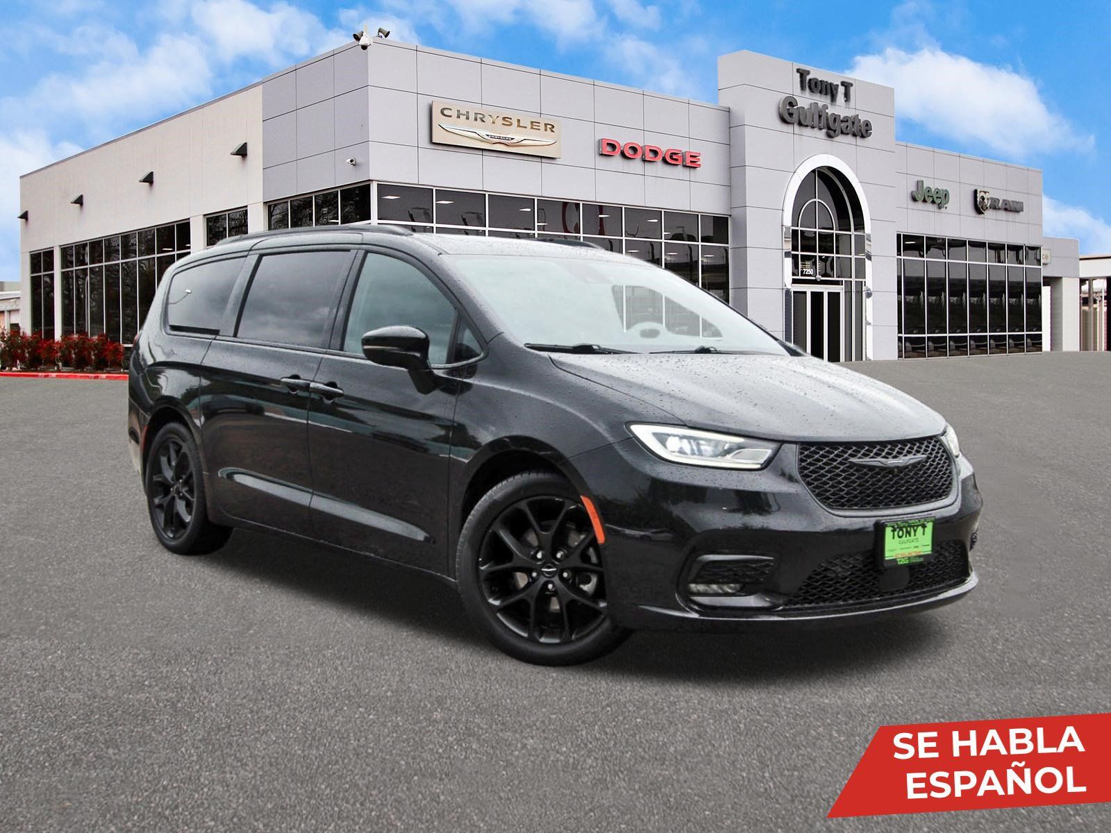 Brilliant Black Crystal Pearlcoat 2023 Chrysler Pacifica Limited FWD Minivan Front-Wheel Drive 9-Speed Automatic