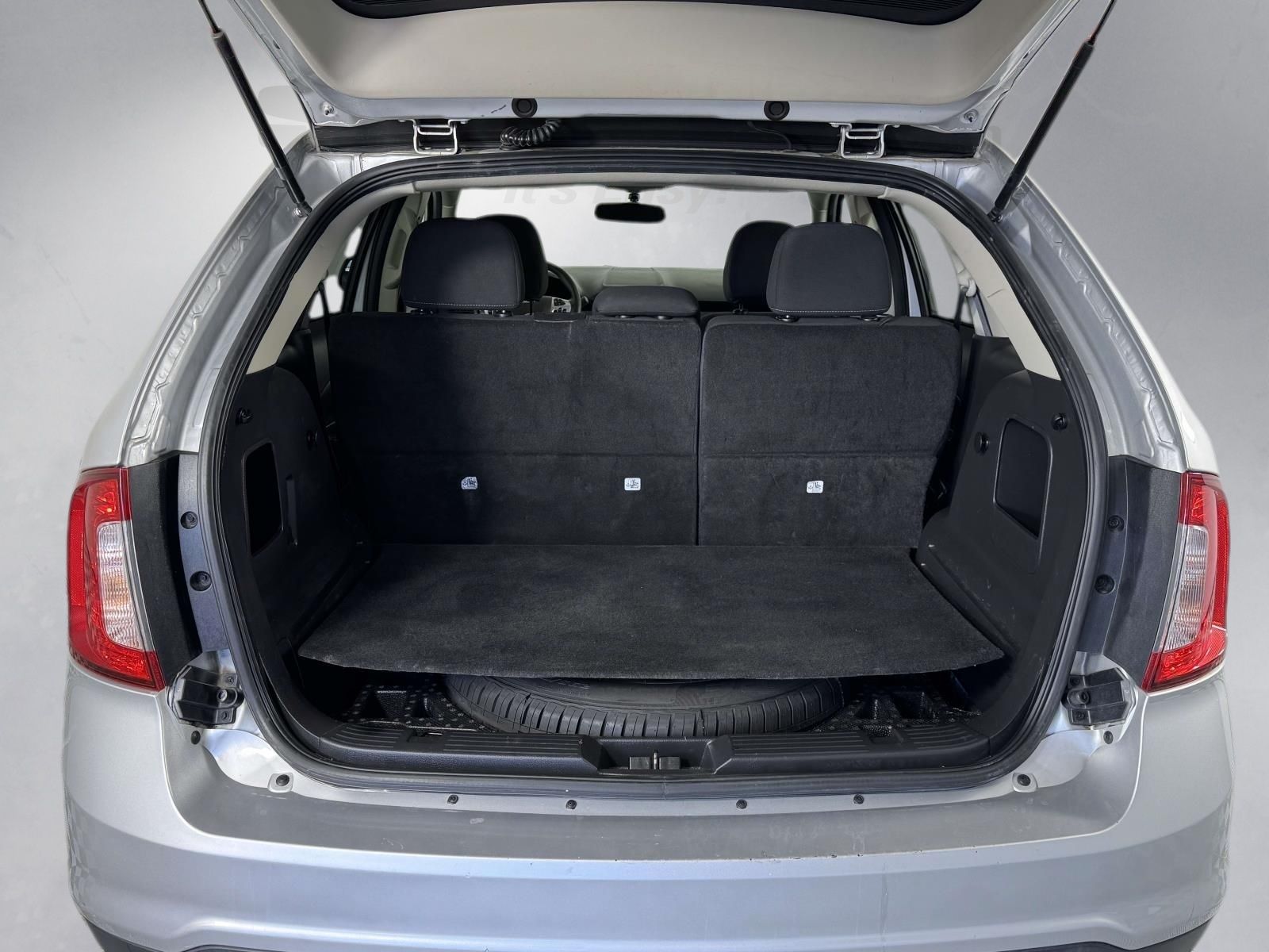 Used 2013 Silver Ford SE image 23