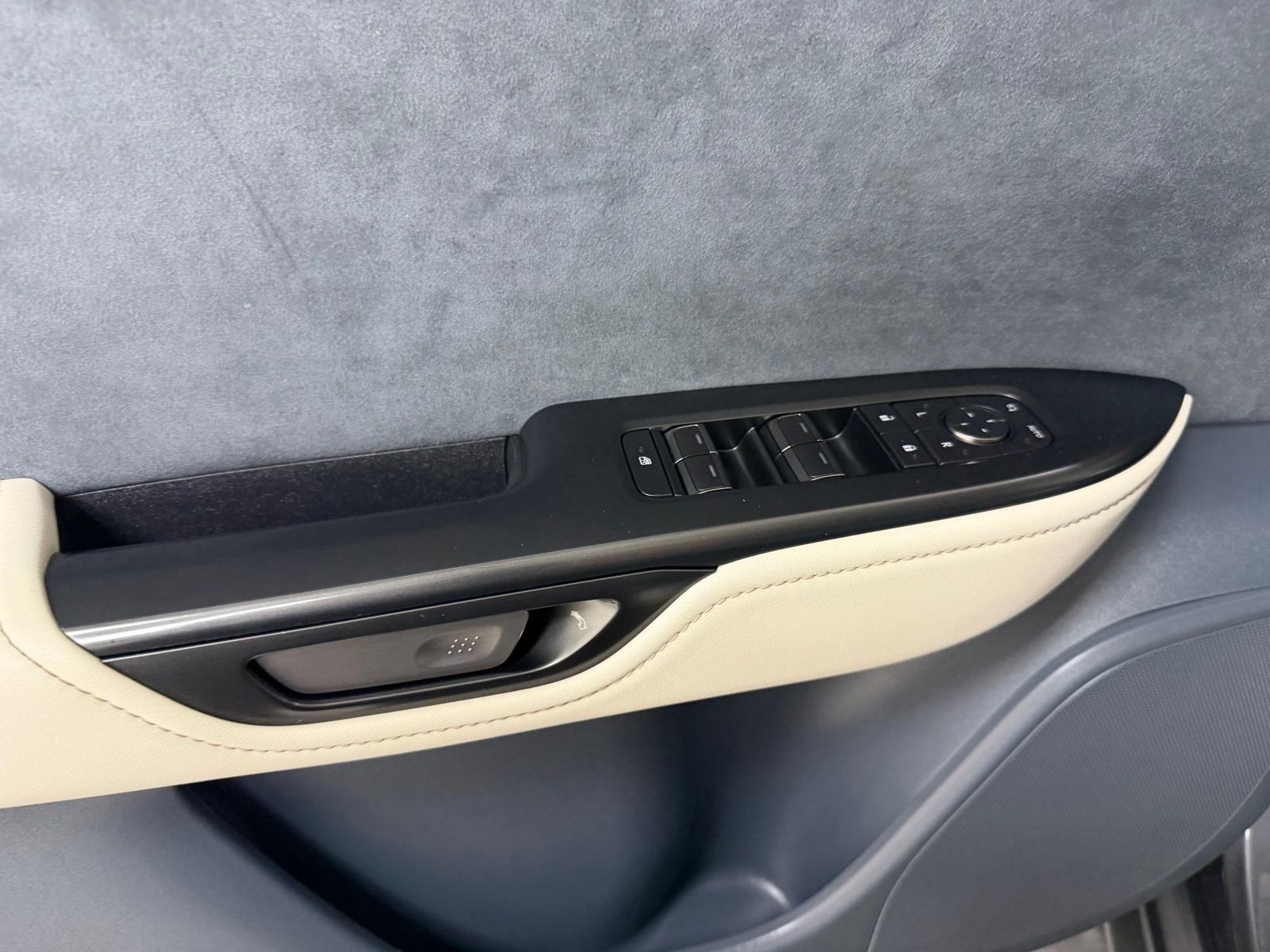 Used 2023 Gray Lexus 450e Luxury image 11