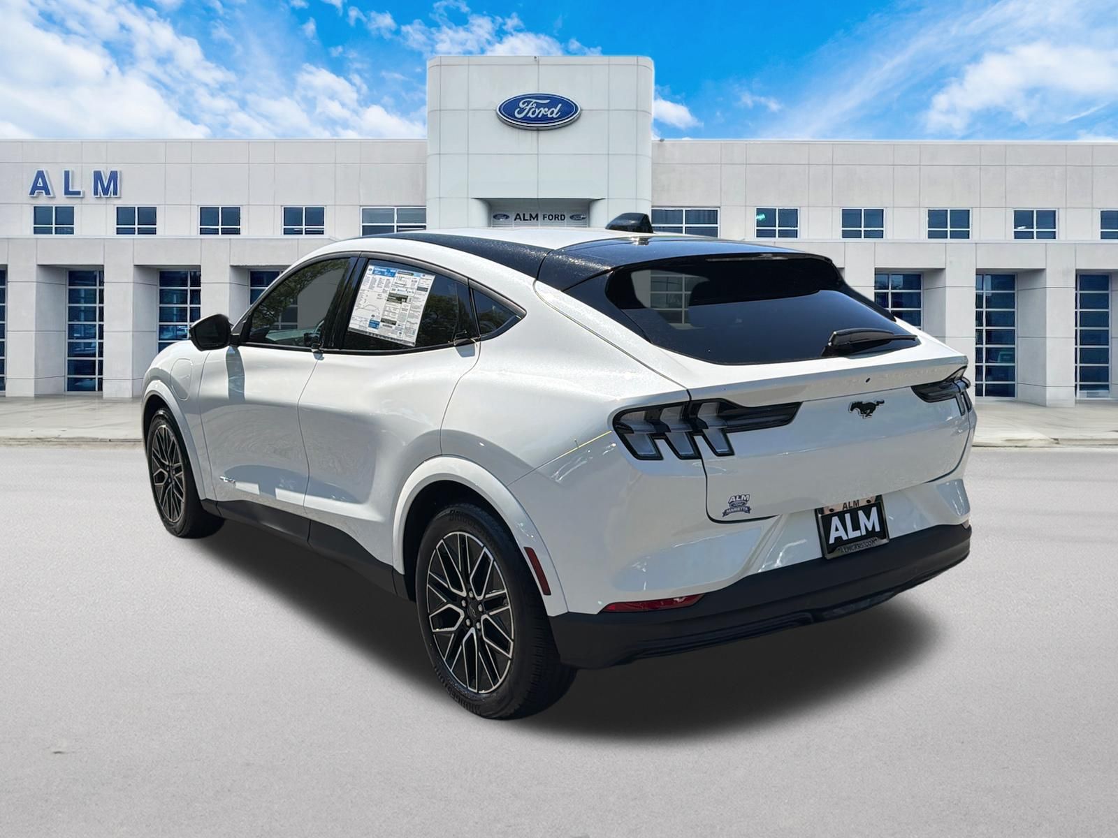 New 2026 Star White Metallic Tri-coat Ford Premium image 8