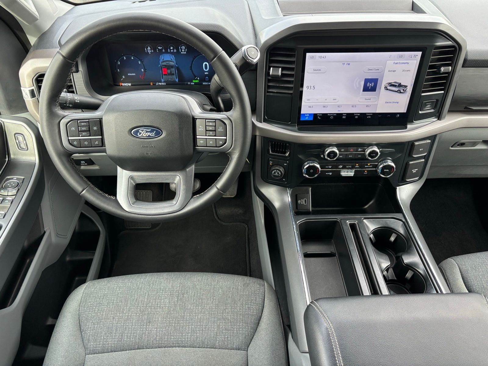 View vehicle photo 5