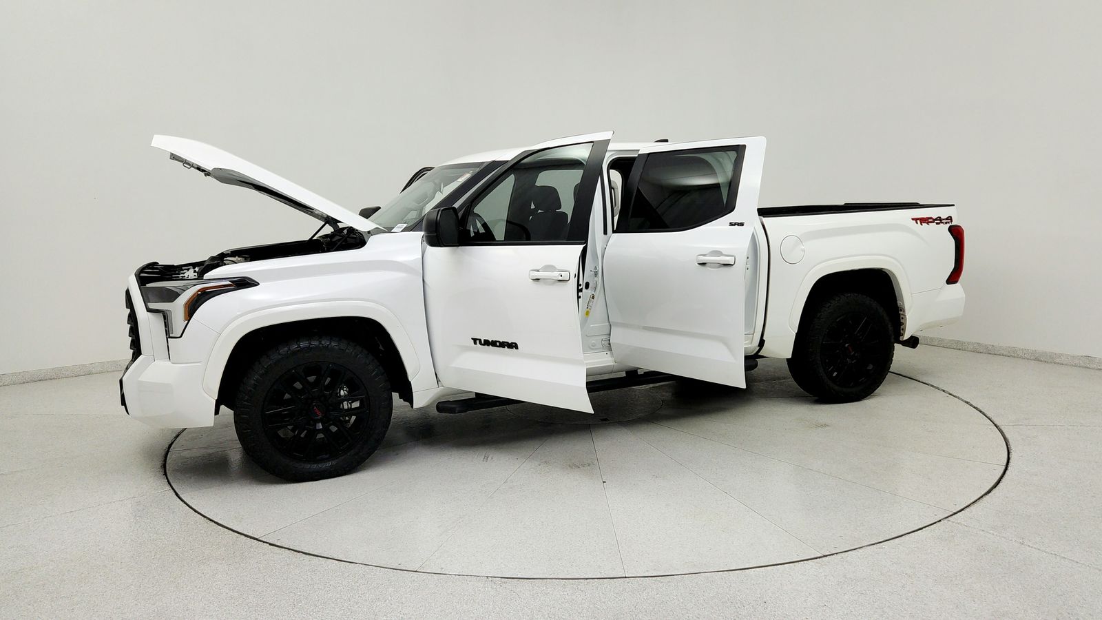 Used 2024 White Toyota SR5 image 12