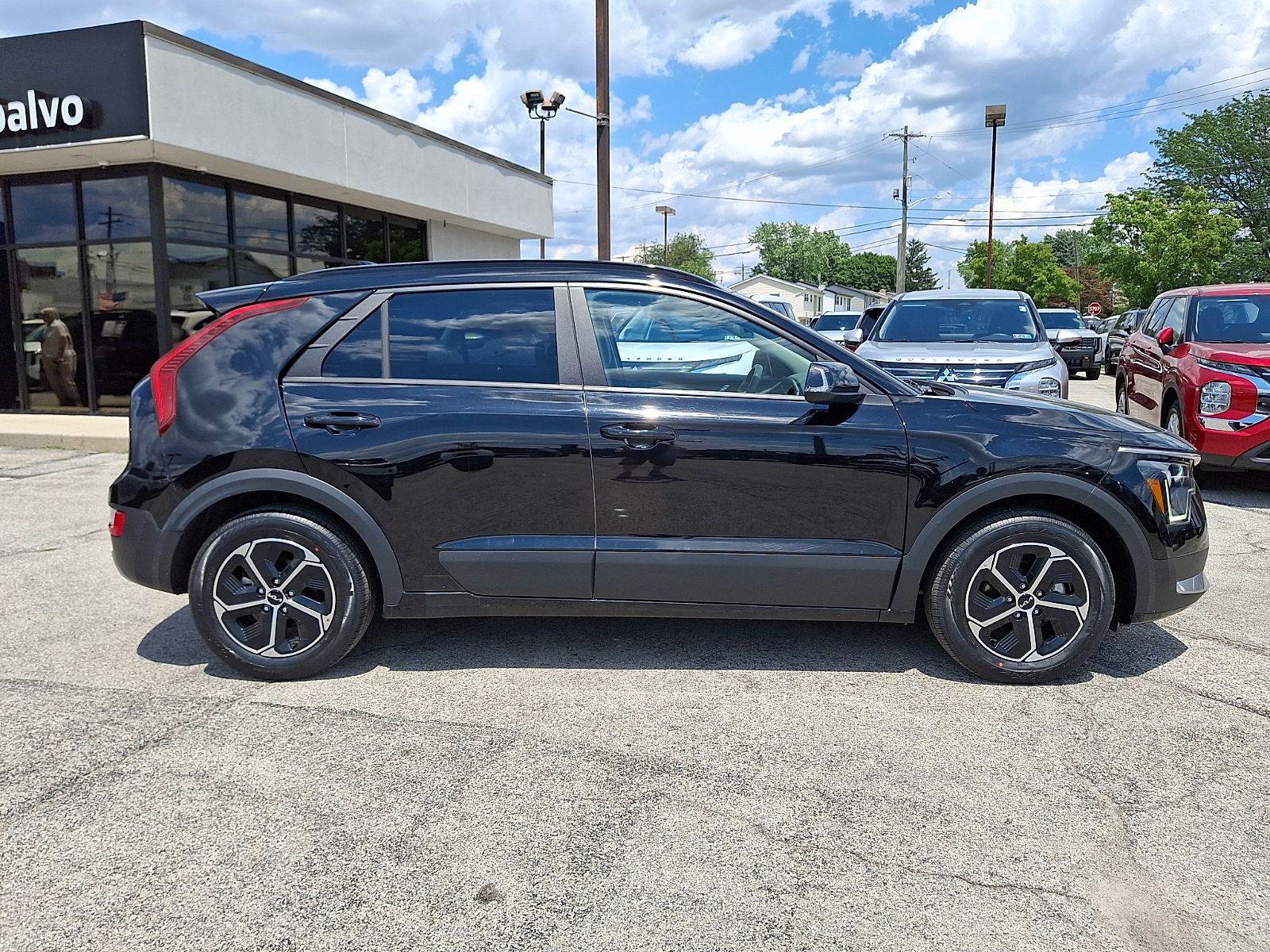 Used 2023 Kia Niro SUV