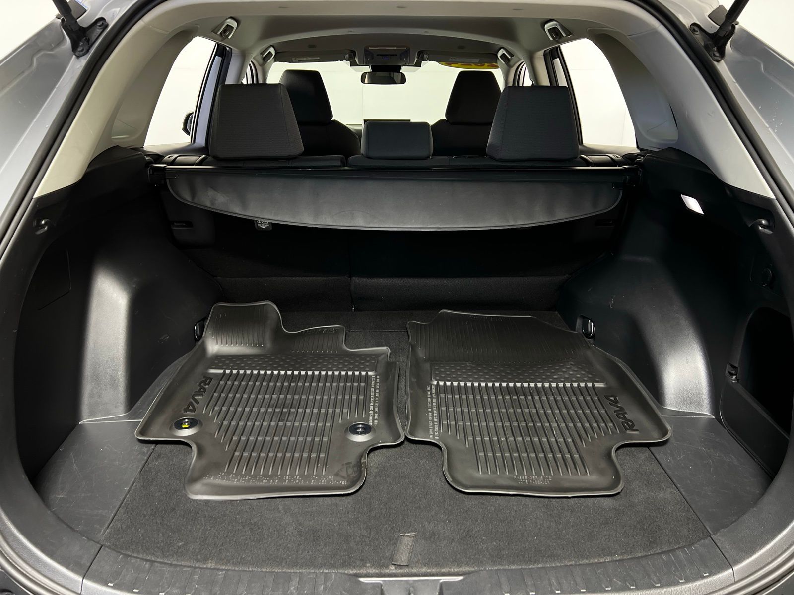 Thumbnail: 2024 Toyota RAV4 - 24