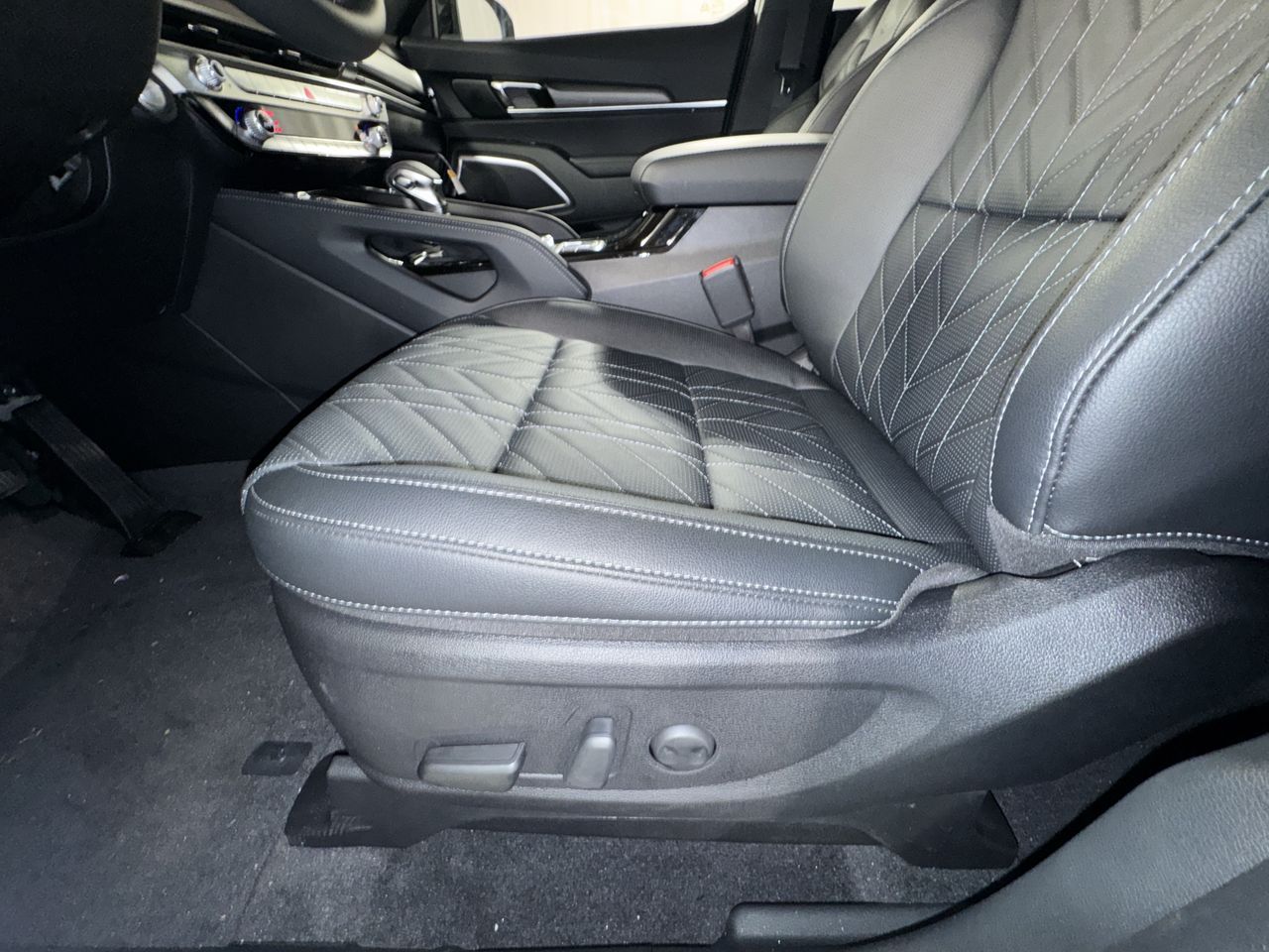 2025 Kia Telluride EX X-Line photo 16