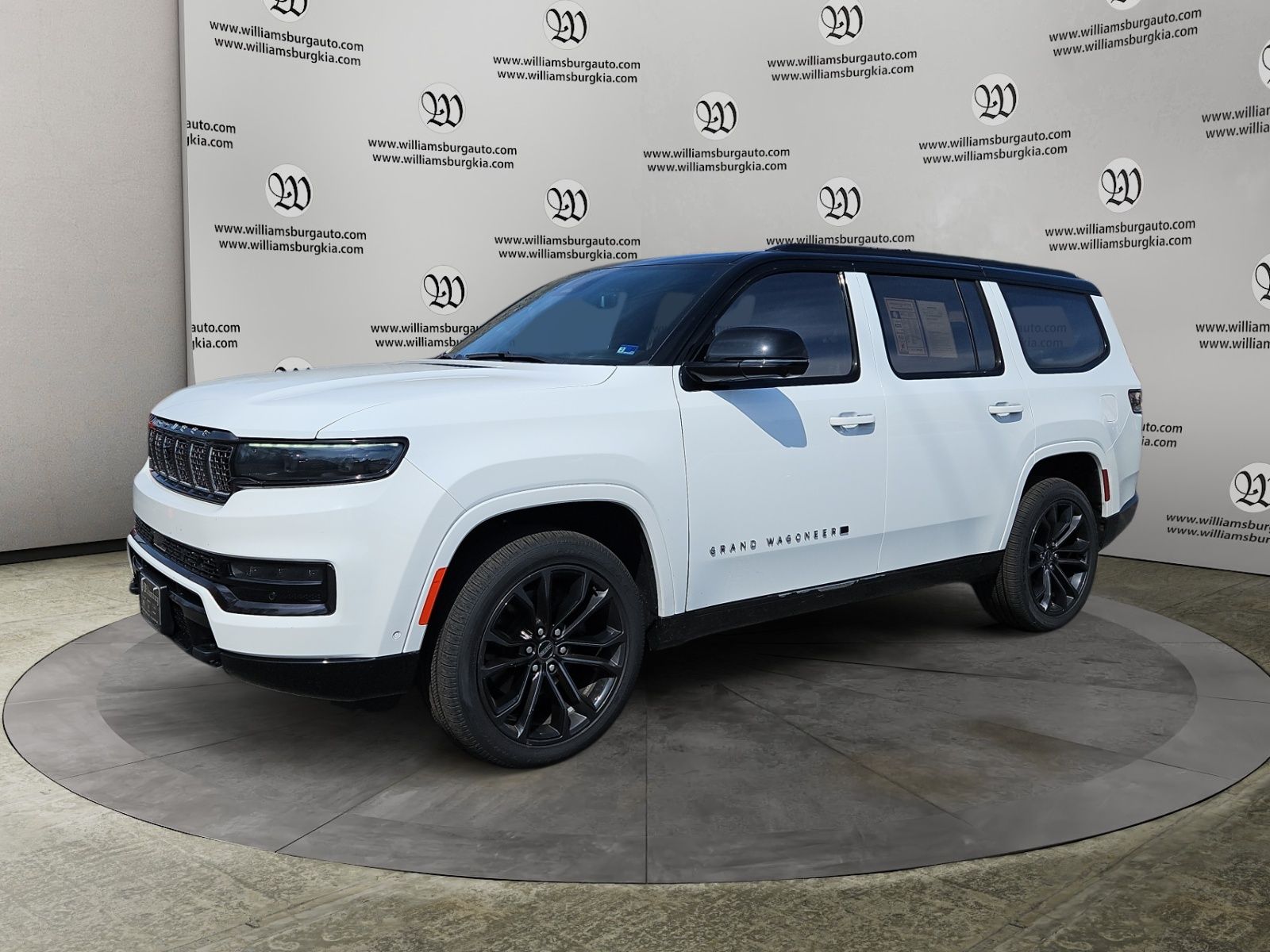 2024 Jeep Grand Wagoneer Series III