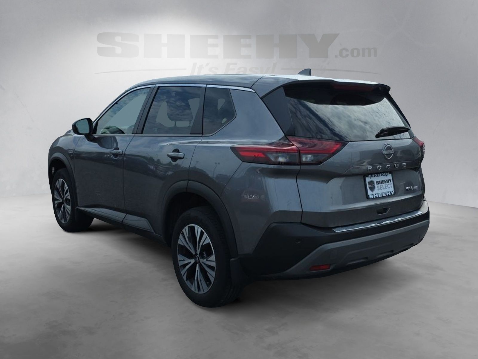 Used 2023 Gray Nissan SV image 14