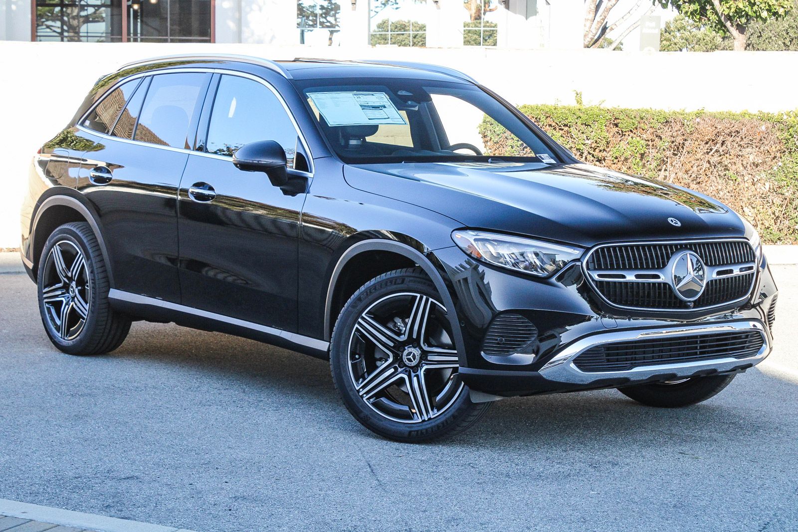 2026 Mercedes-Benz GLC Base's photo