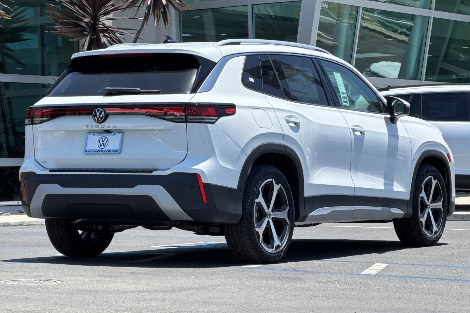 View vehicle photo 5