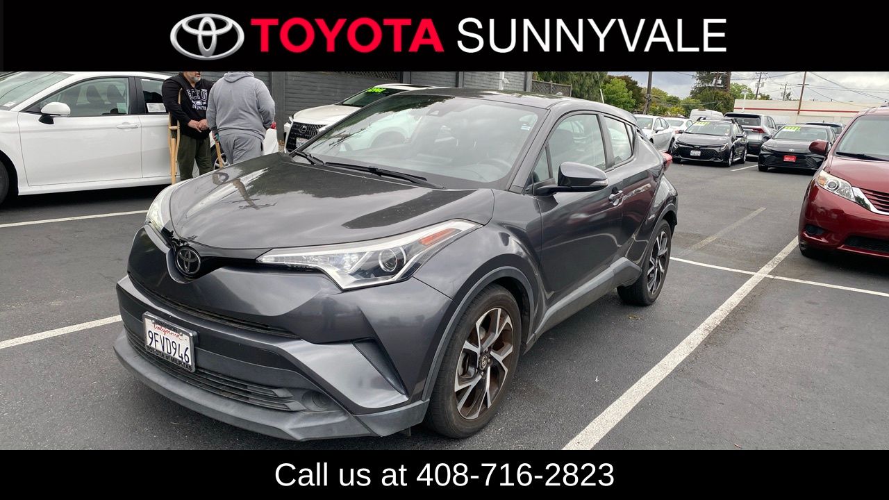 2018 Toyota C-HR XLE's photo