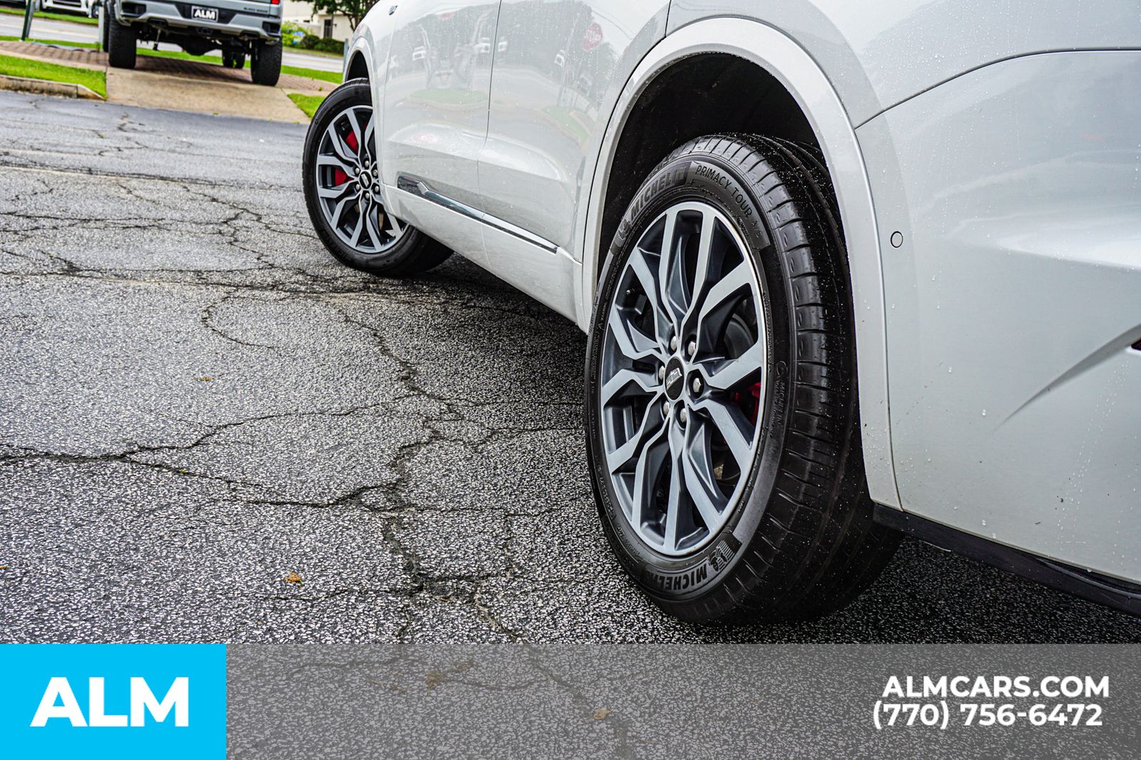 Used 2023 White Cadillac Sport image 13