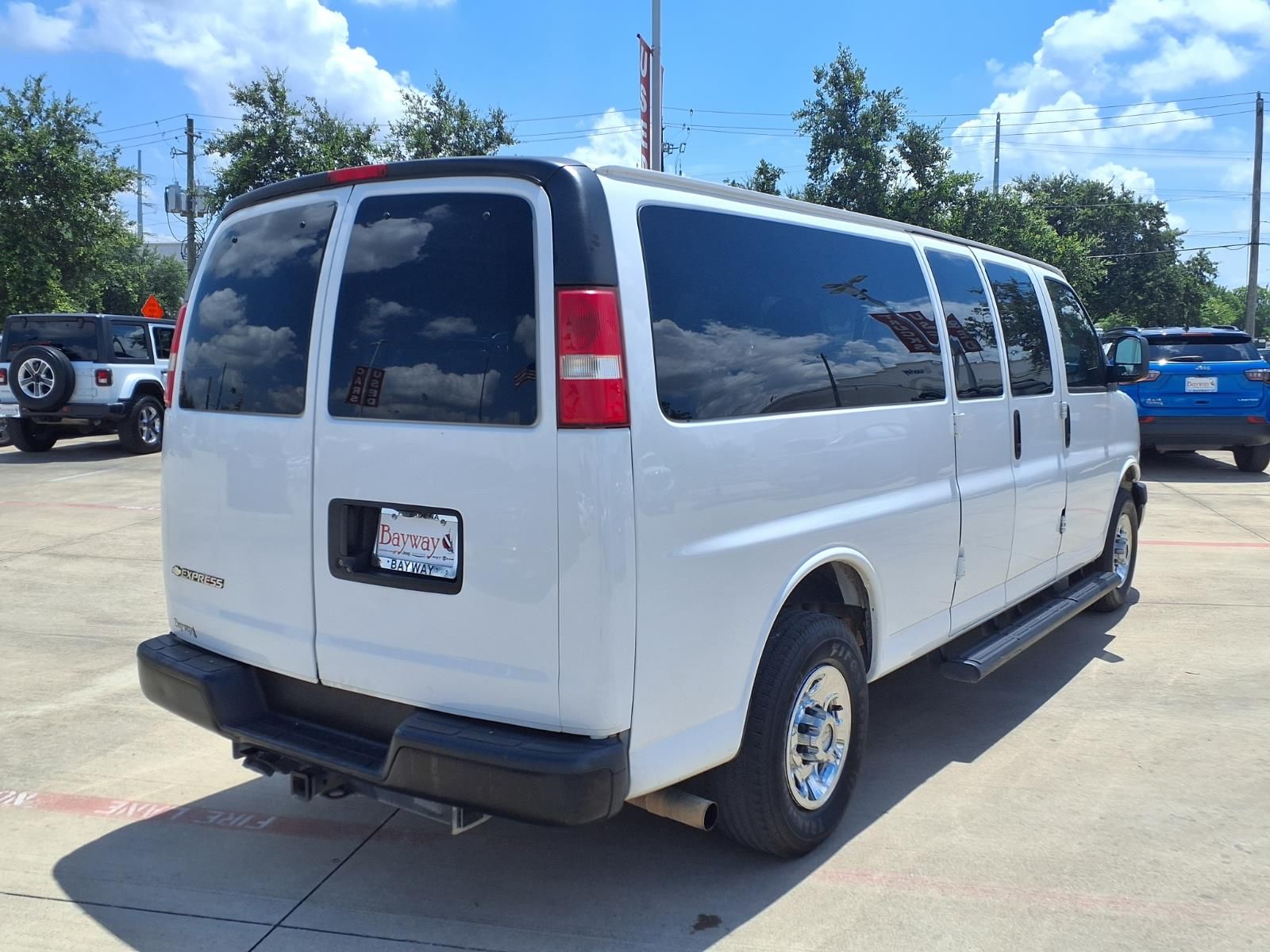 2019 Chevrolet Express 3500 LS - 4