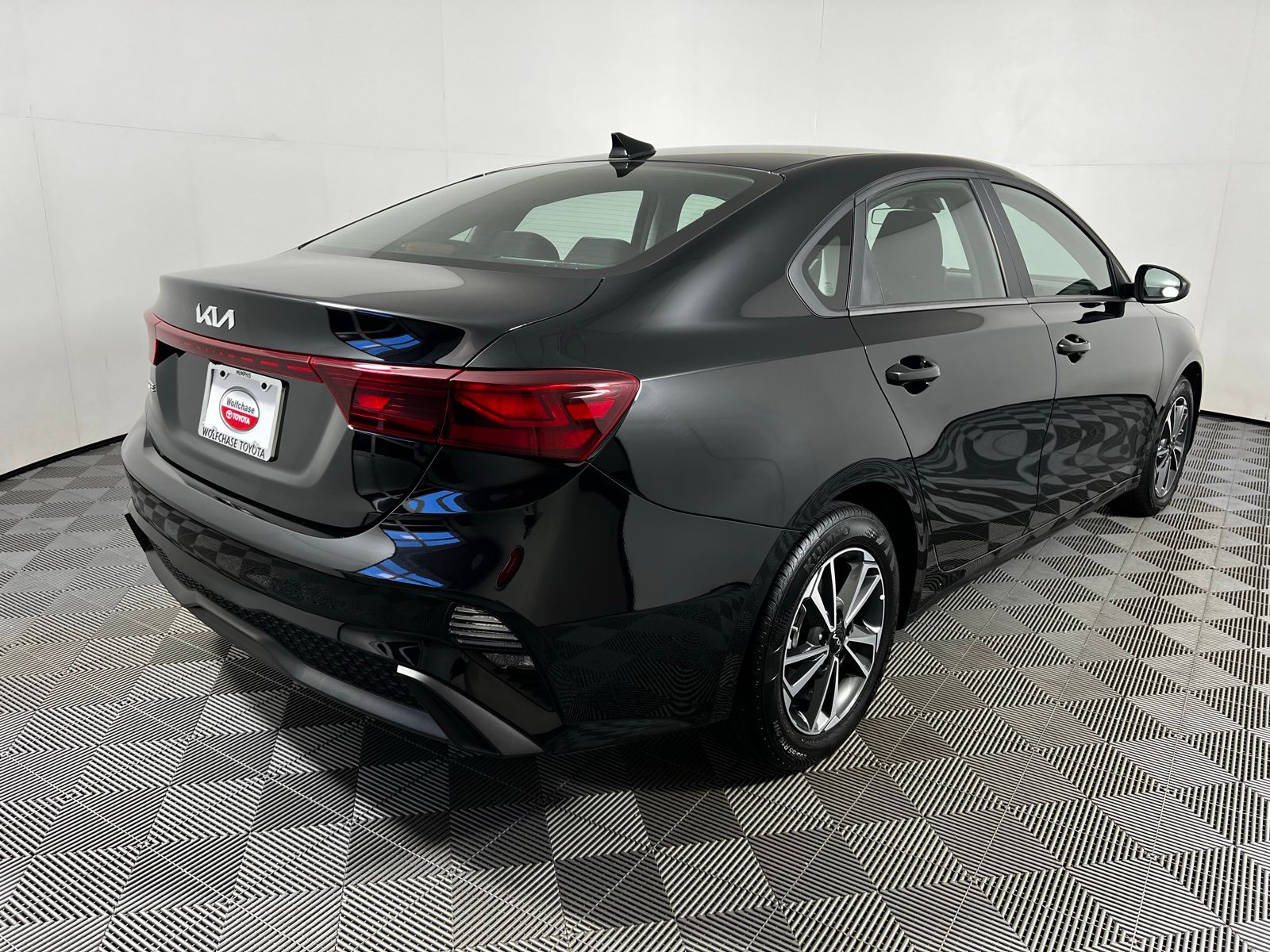 Thumbnail: 2024 Kia Forte - 5