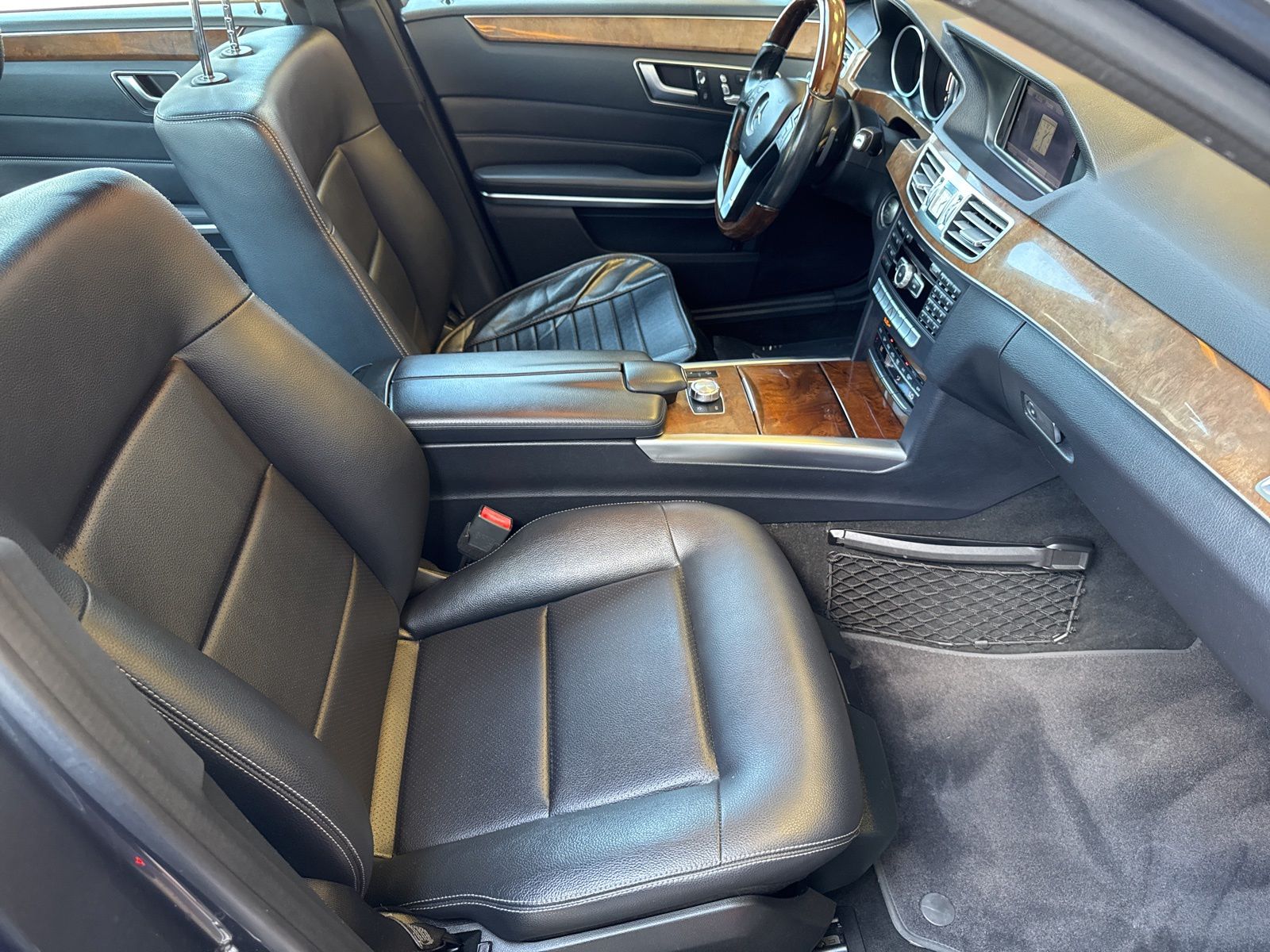 Used 2014 Steel Gray Metallic Mercedes-Benz E 350 image 31