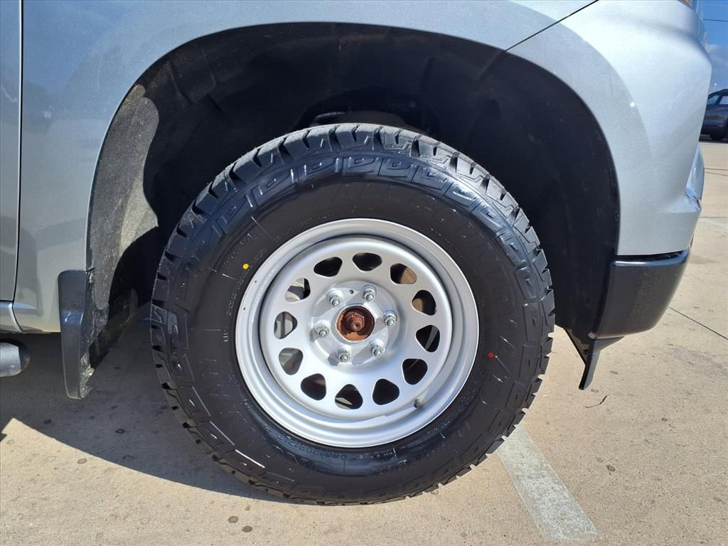 2023 Chevrolet Silverado 1500 WT - 8