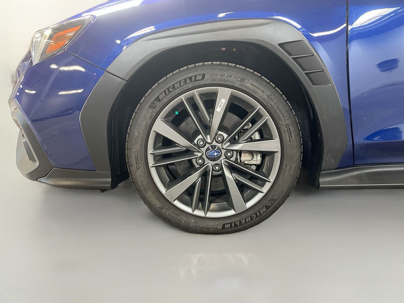Used 2023 Blue Subaru Base image 28