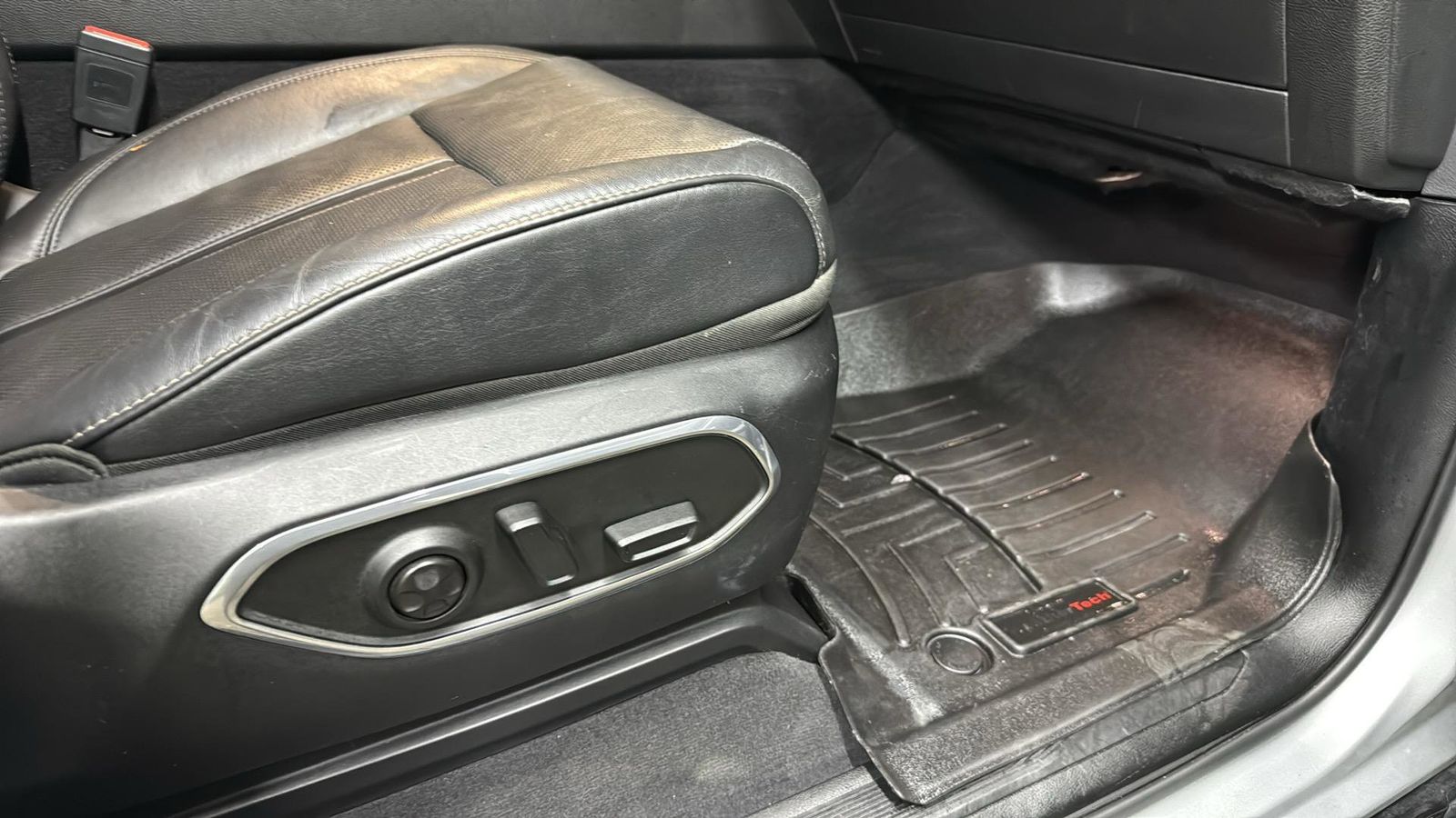 Used Car 2022 Jeep Wagoneer  Series Ii For Sale Under $40,000 In Austin, Texas