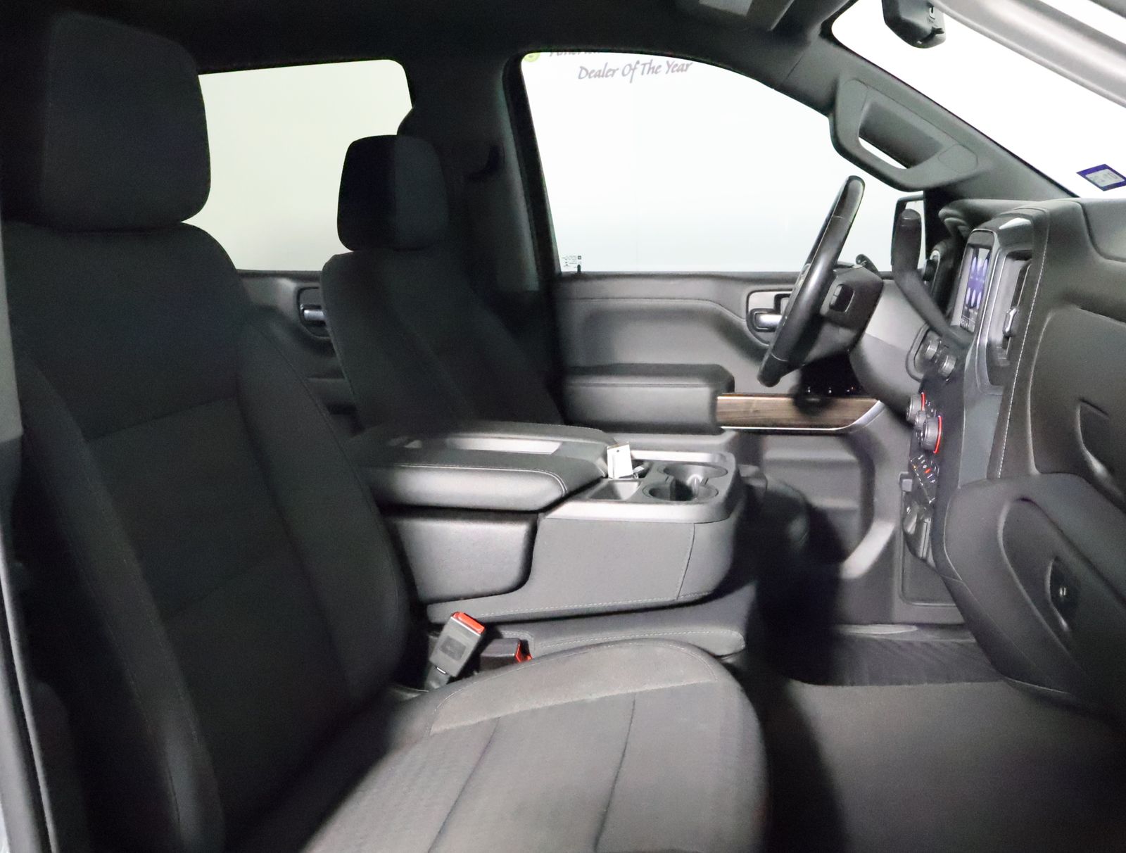 2020 Chevrolet Silverado 1500 LT photo