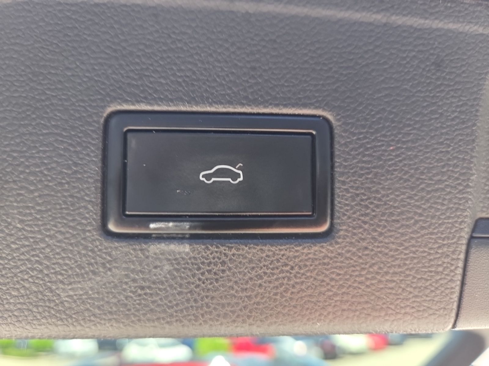 used 2018 Volkswagen Atlas car, priced at $12,250