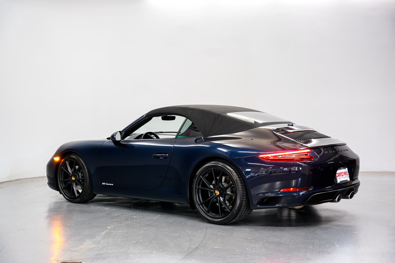 2017 Porsche 911 Carrera — photo 7