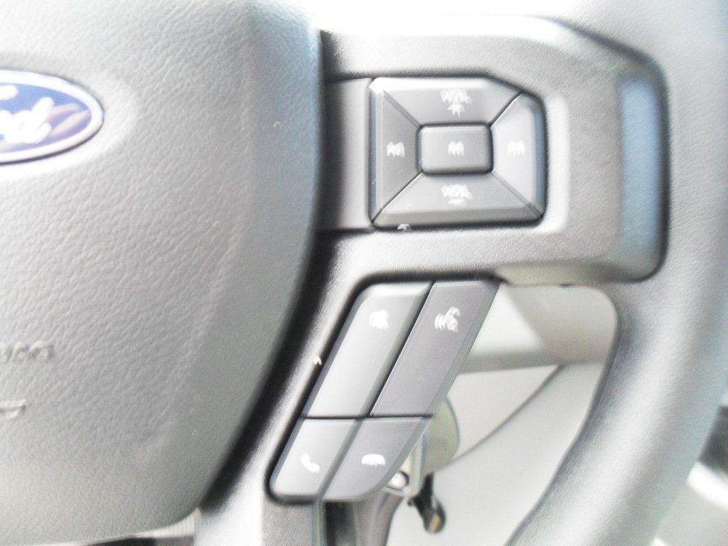 New 2025 Oxford White Ford Base image 13