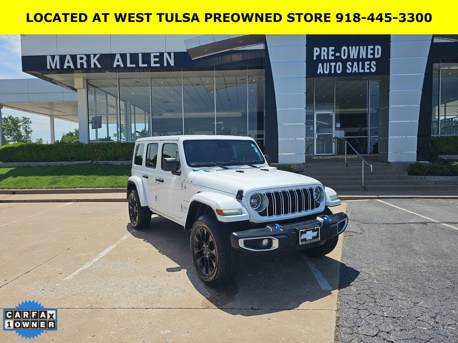 2024 Jeep Wrangler Sahara 4XE's photo