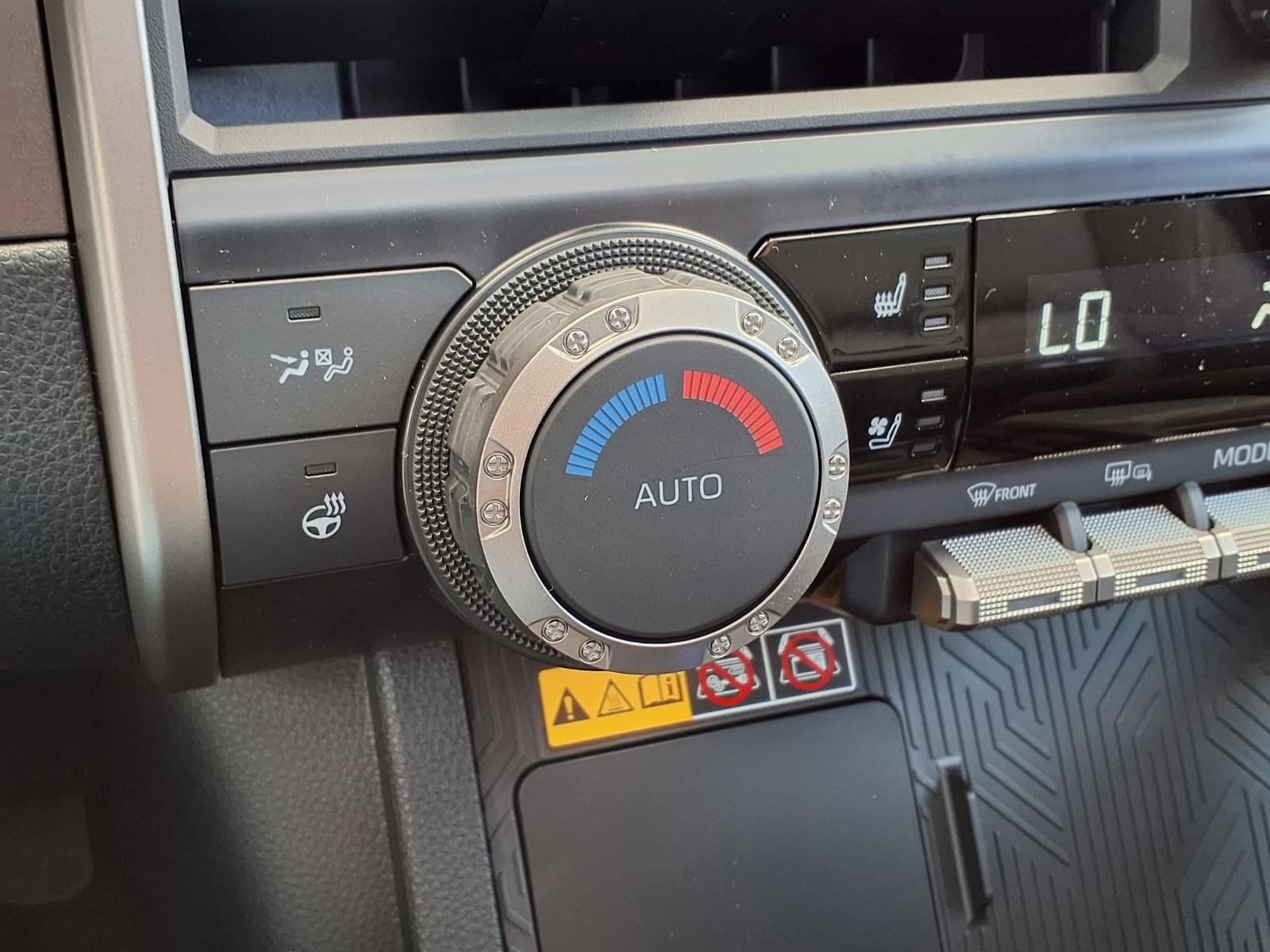 2026 Toyota 4Runner i-FORCE MAX Hybrid Limited - 10