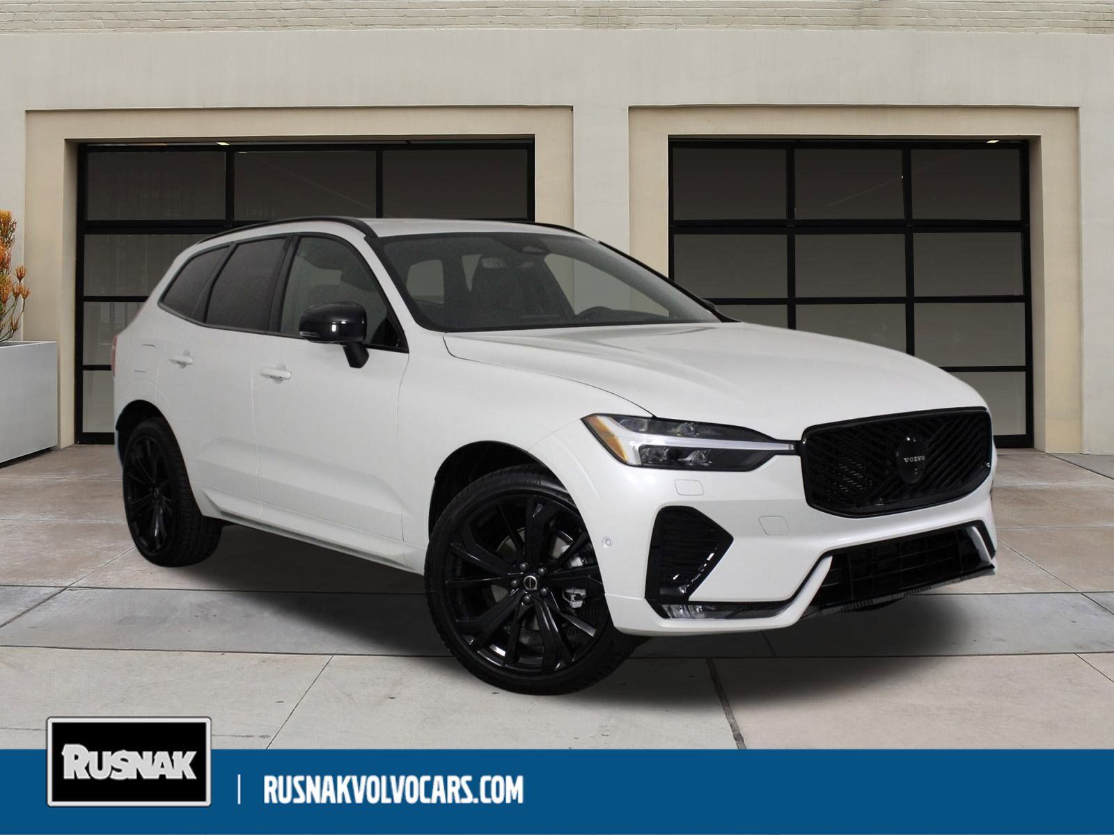 2026 Volvo XC60 B5 Ultra Black Edition AWD