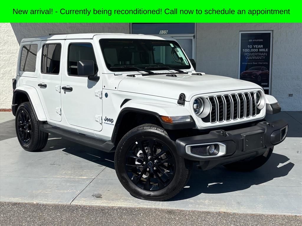 Bright White Clearcoat 2025 Jeep Wrangler 4xe Sahara 4WD SUV / Crossover Four-Wheel Drive 8-Speed Automatic