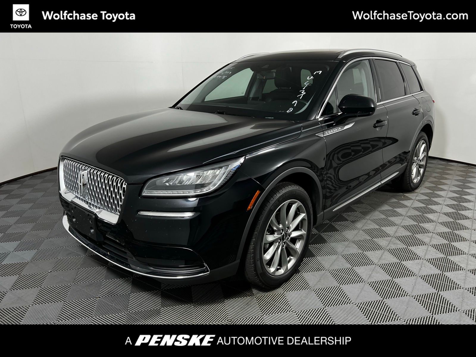 Thumbnail: 2021 Lincoln Corsair - 1
