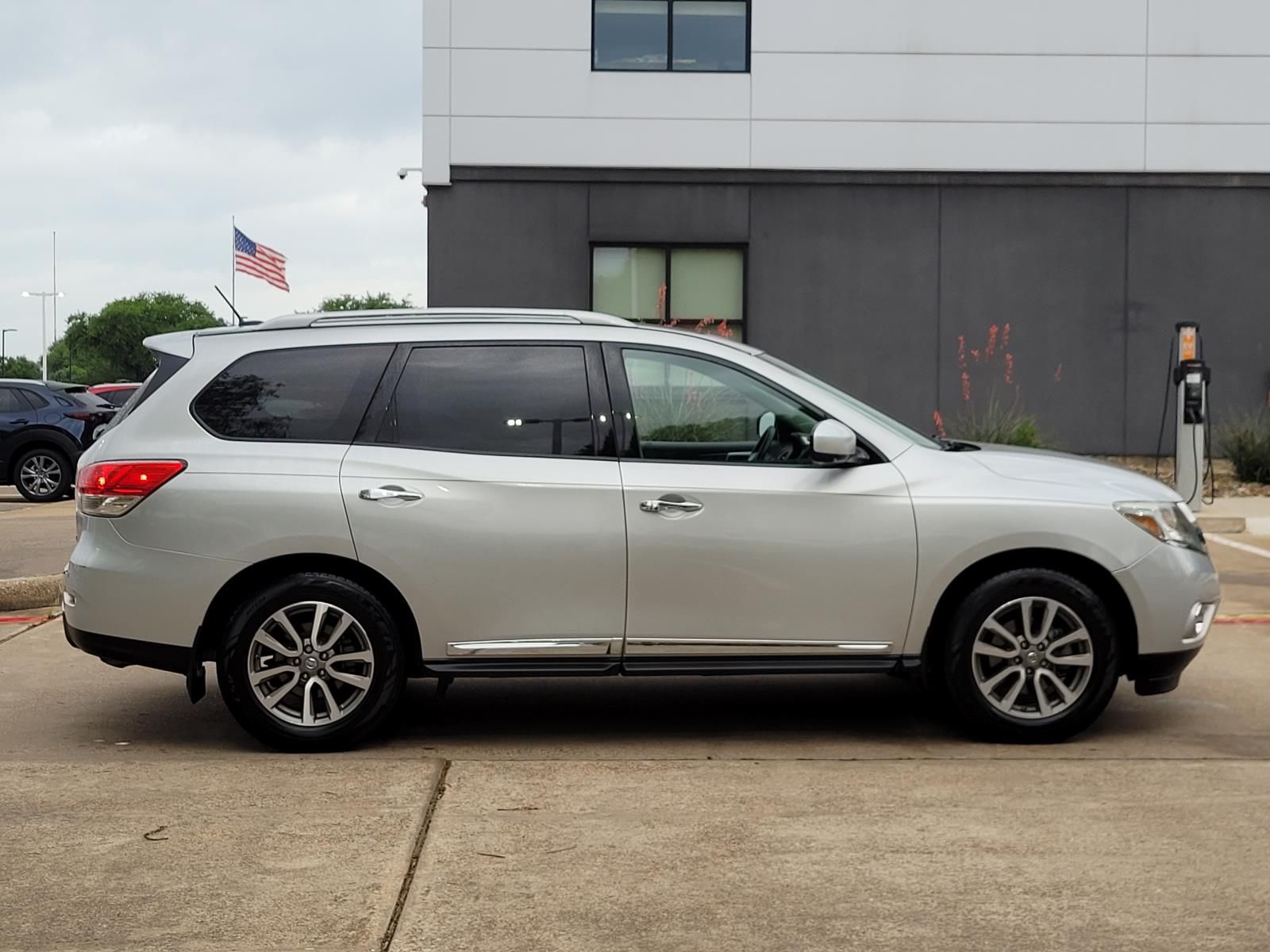 used 2015 Nissan Pathfinder car, priced at $11,500
