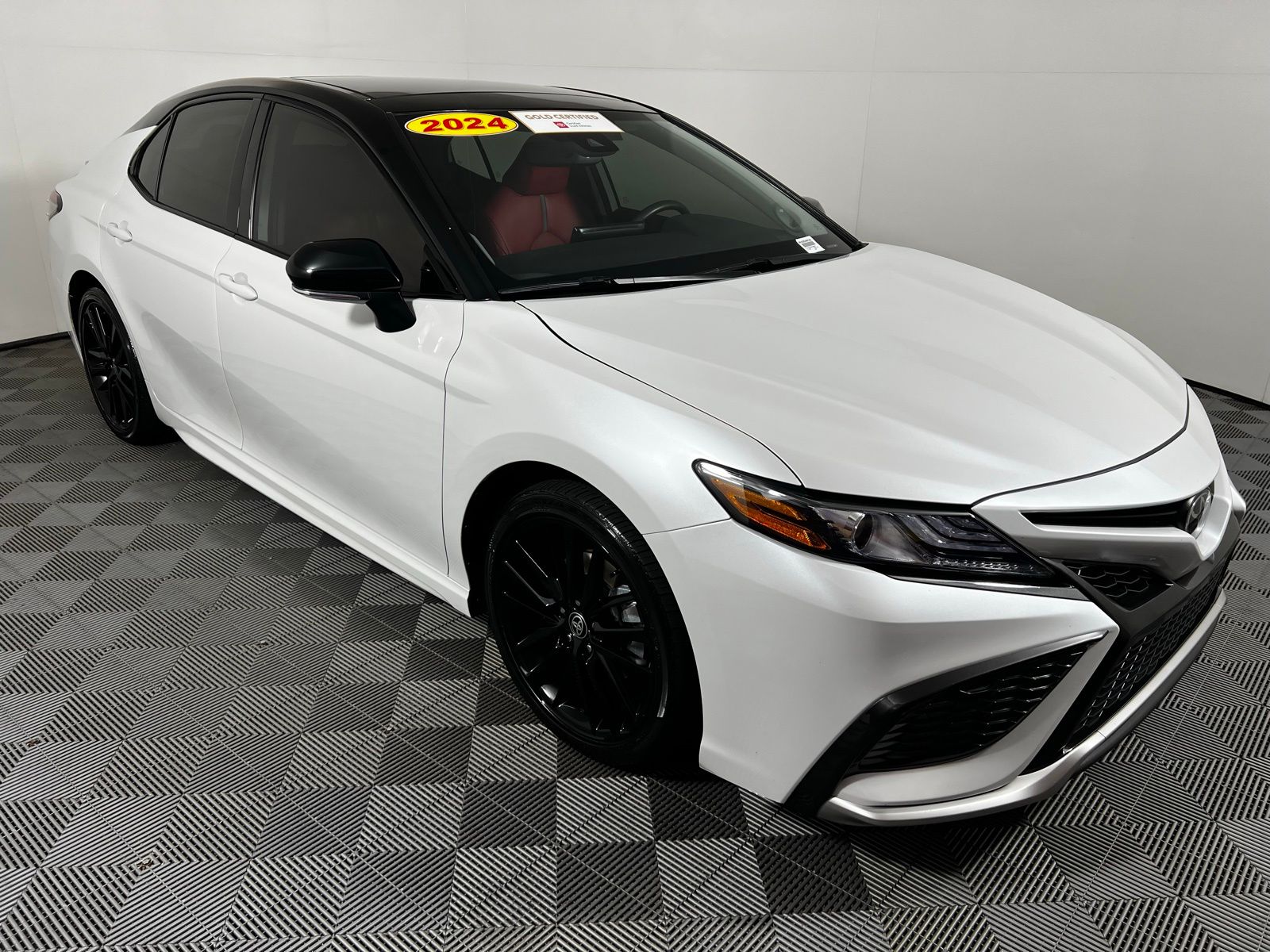 Thumbnail: 2024 Toyota Camry - 3