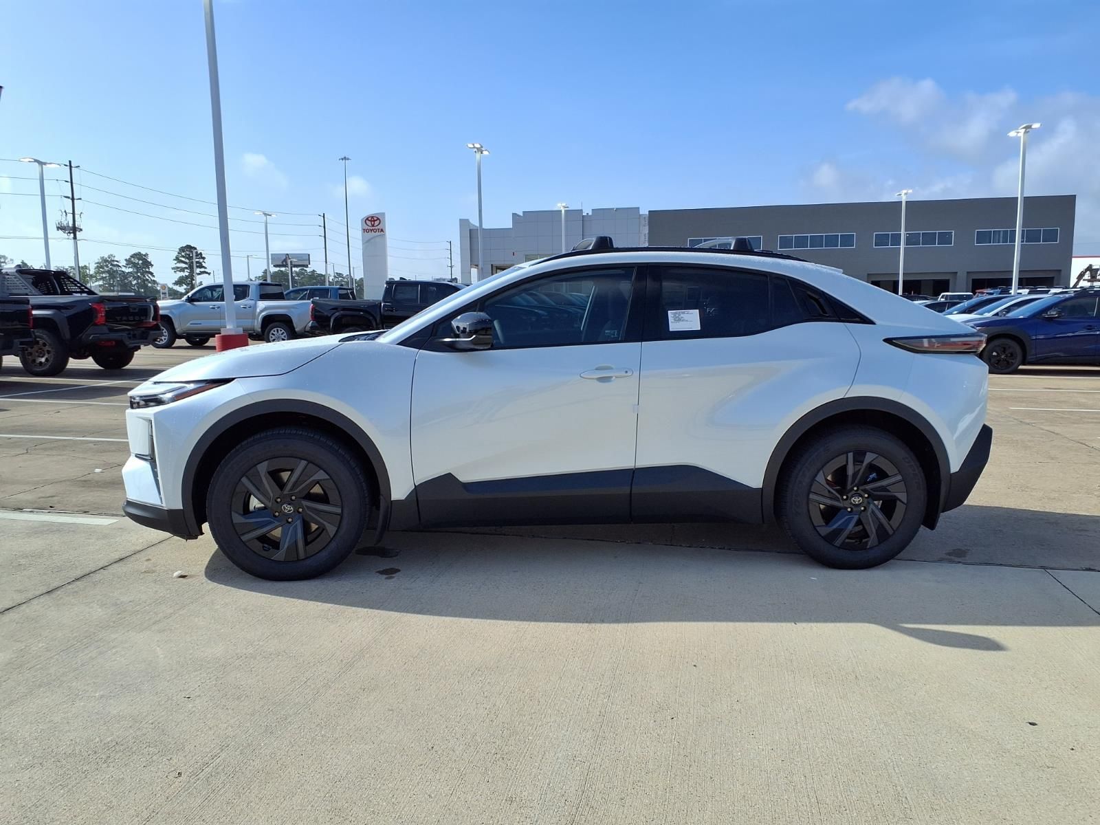 2026 Toyota C-HR SE - 7
