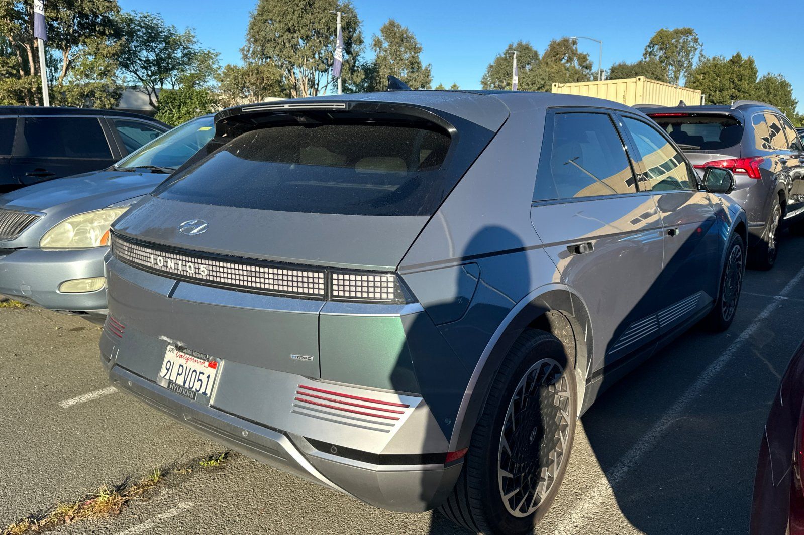 View vehicle photo 5