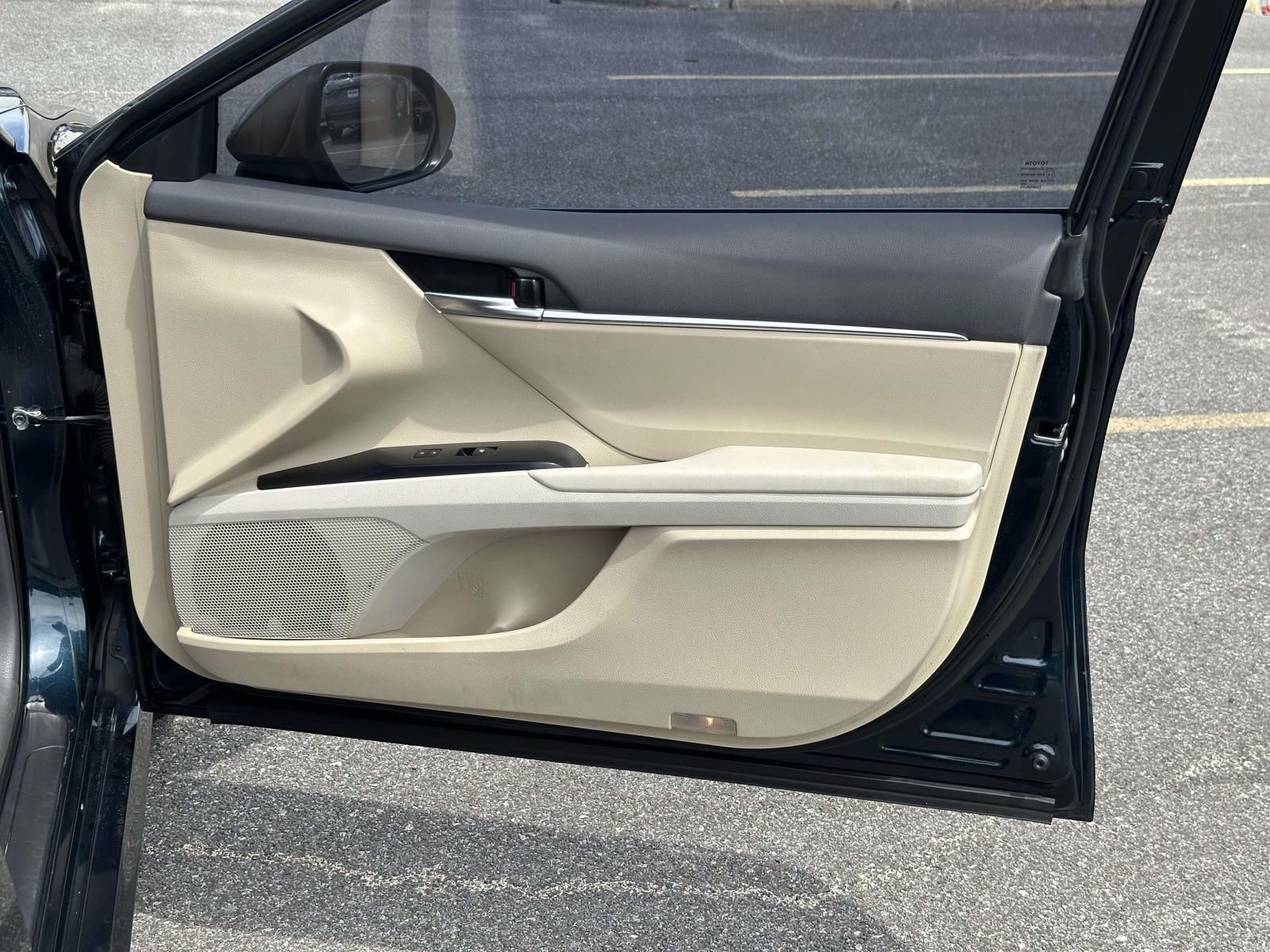 Used 2019 Blue Toyota LE image 20